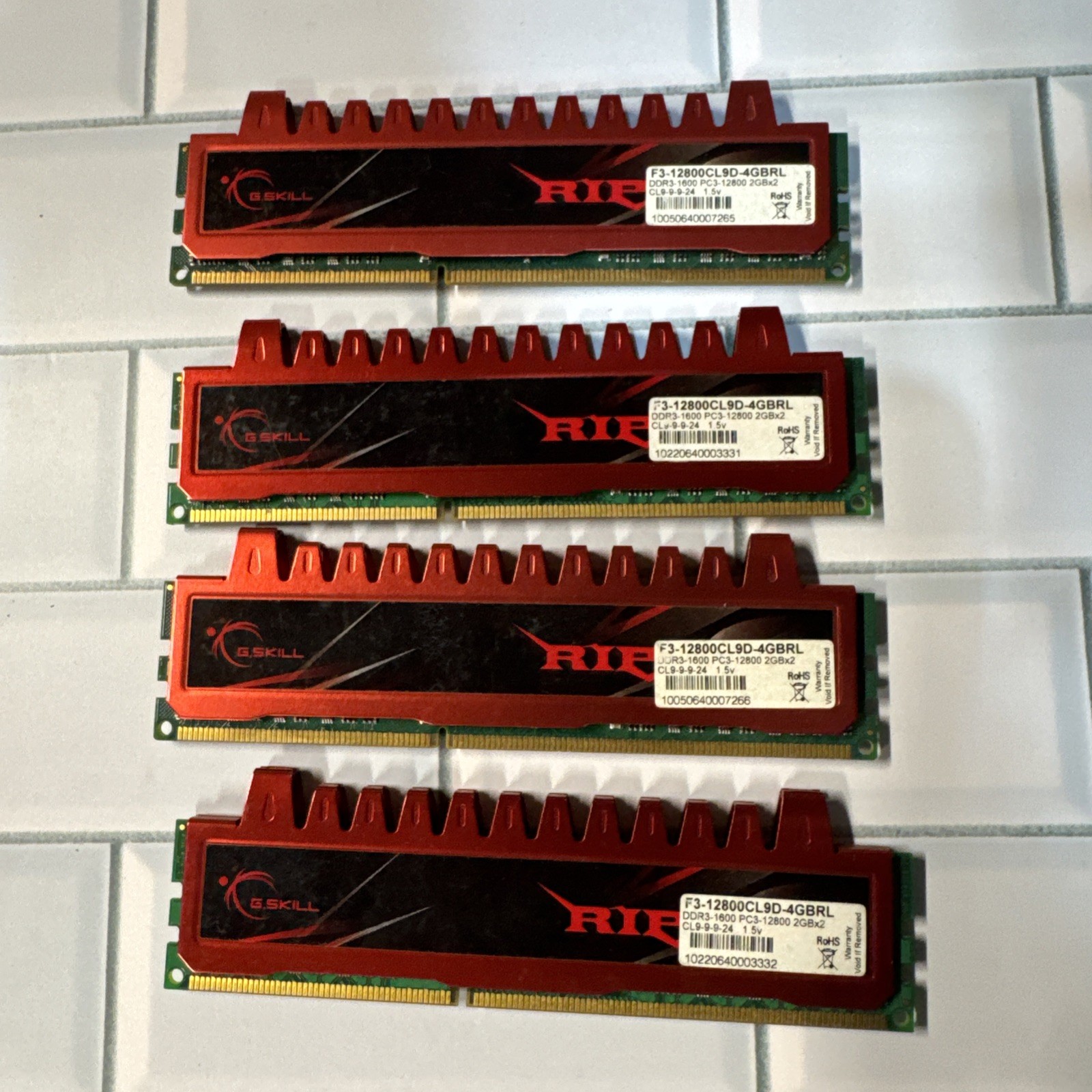 G.Skill Ripjaws F3-12800CL9D-4GBRL DDR3-1600 8GB (4x2GB) Memory – 4 Sticks