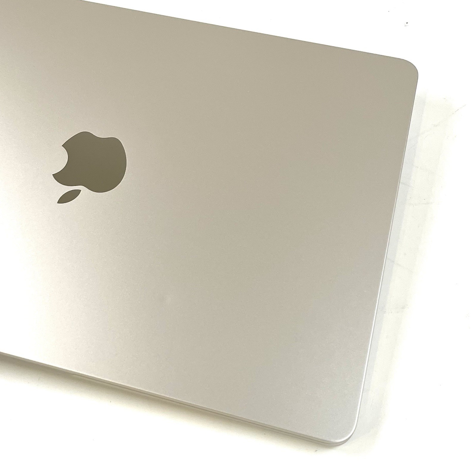 Apple MacBook Air 13 A3240 M4 2025 LCD Screen Display Assembly Starlight Grade B