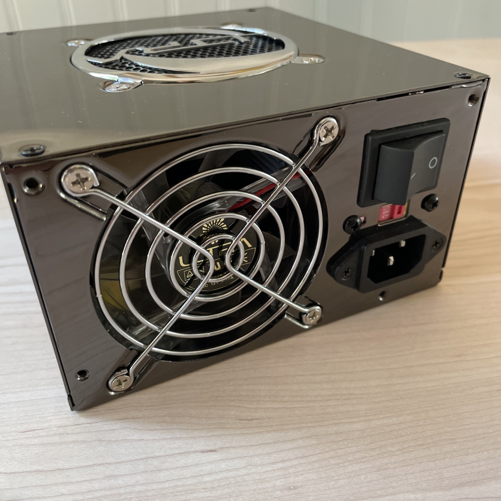 Ultra X-Connect 500W ATX Switching Power Supply X-ULT500P *FOR PARTS PLEASE READ