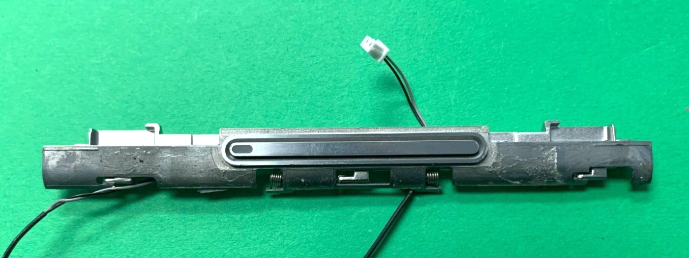 🌶️APPLE Powerbook G4 17″ A1107 2005 Bottom Magnetic Latch Lid Display Lock