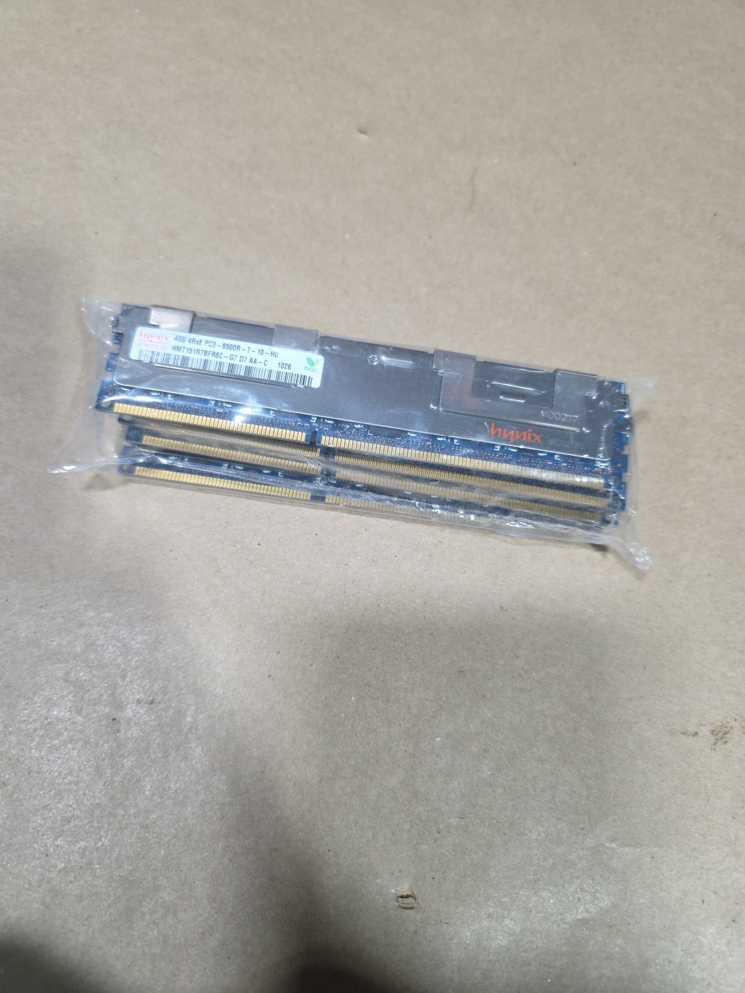 Lot of 4 Hynix 4GB 4Rx8 PC3-8500R HMT151R7BFR8C-G7 Server RAM (AMX)