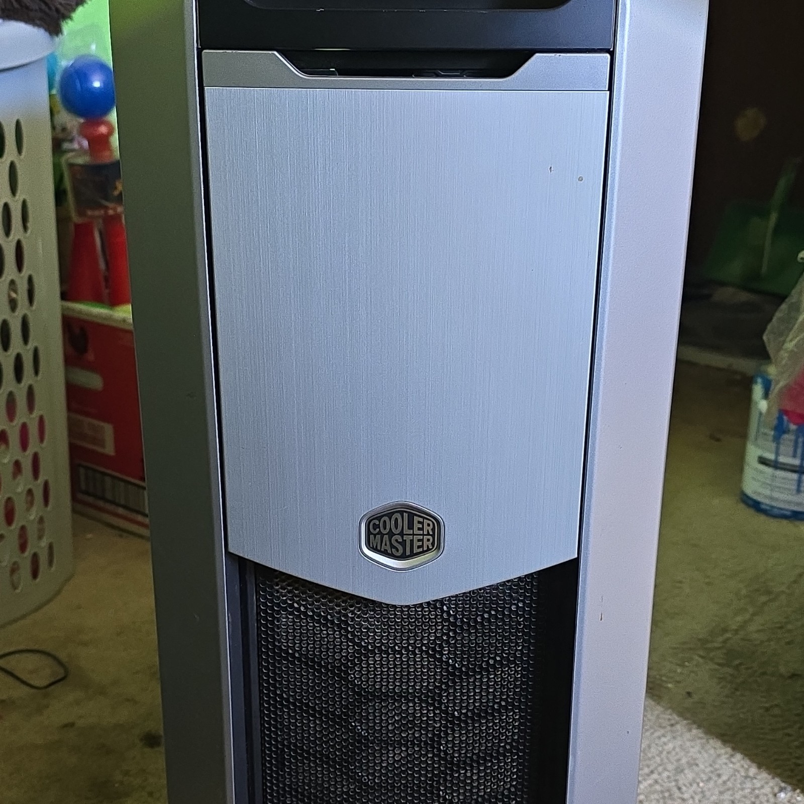 Cooler Master Cosmos ATX Full Tower Case Silver/Black Side Window USB Audio