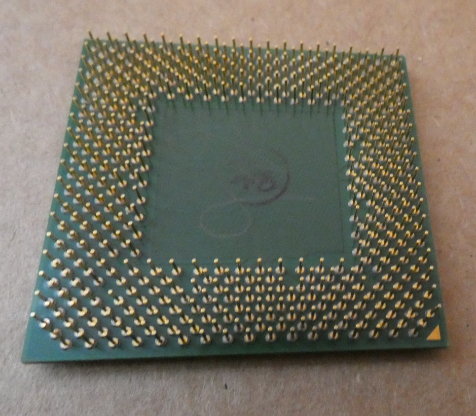 AMD ATHLON PROCESSOR COMPUTER AXDA2500KV4D