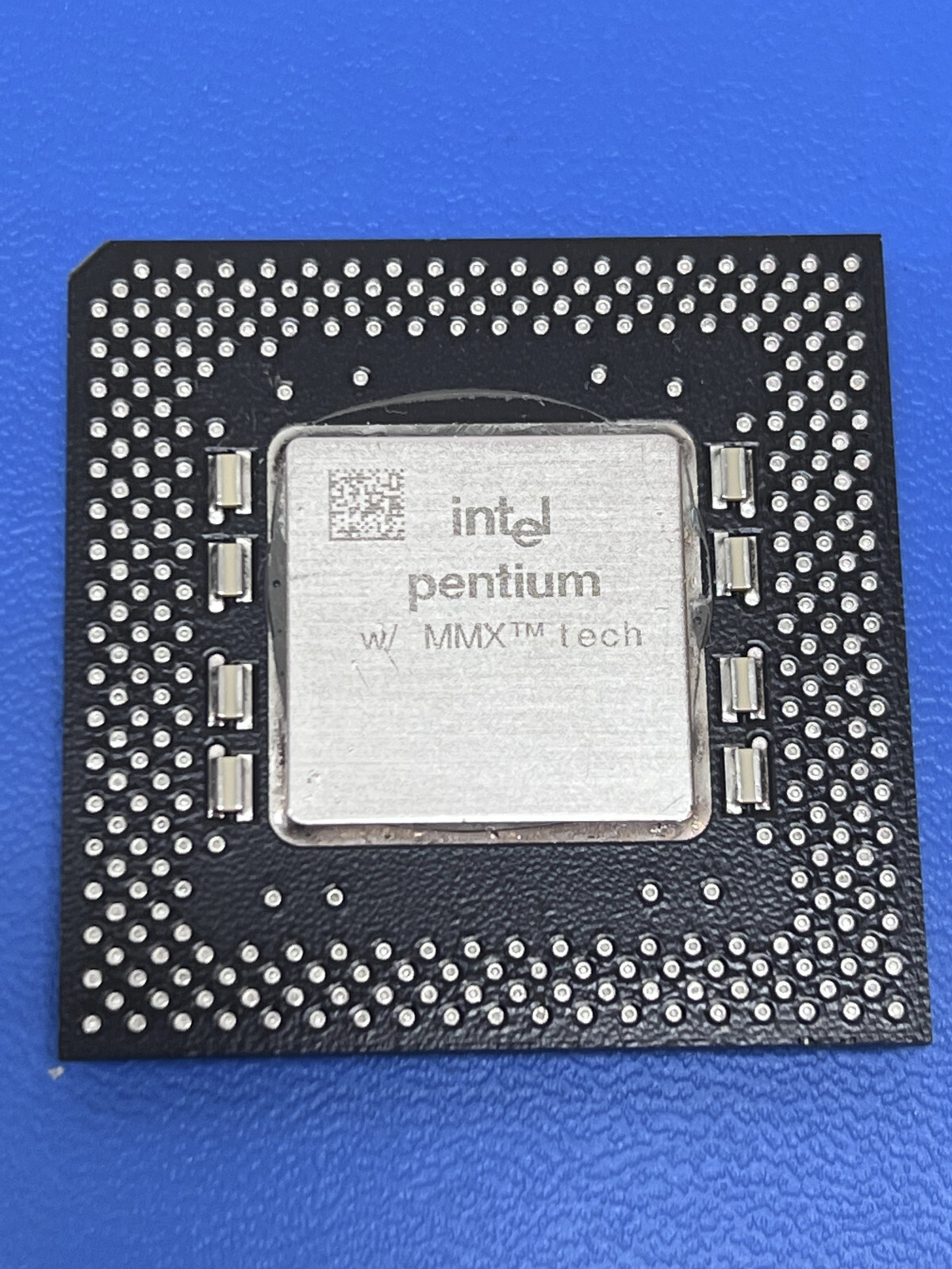 Intel Pentium MMX 233 BP80503233 SL293 2.8v Processor CPU Tested & Working PULLS