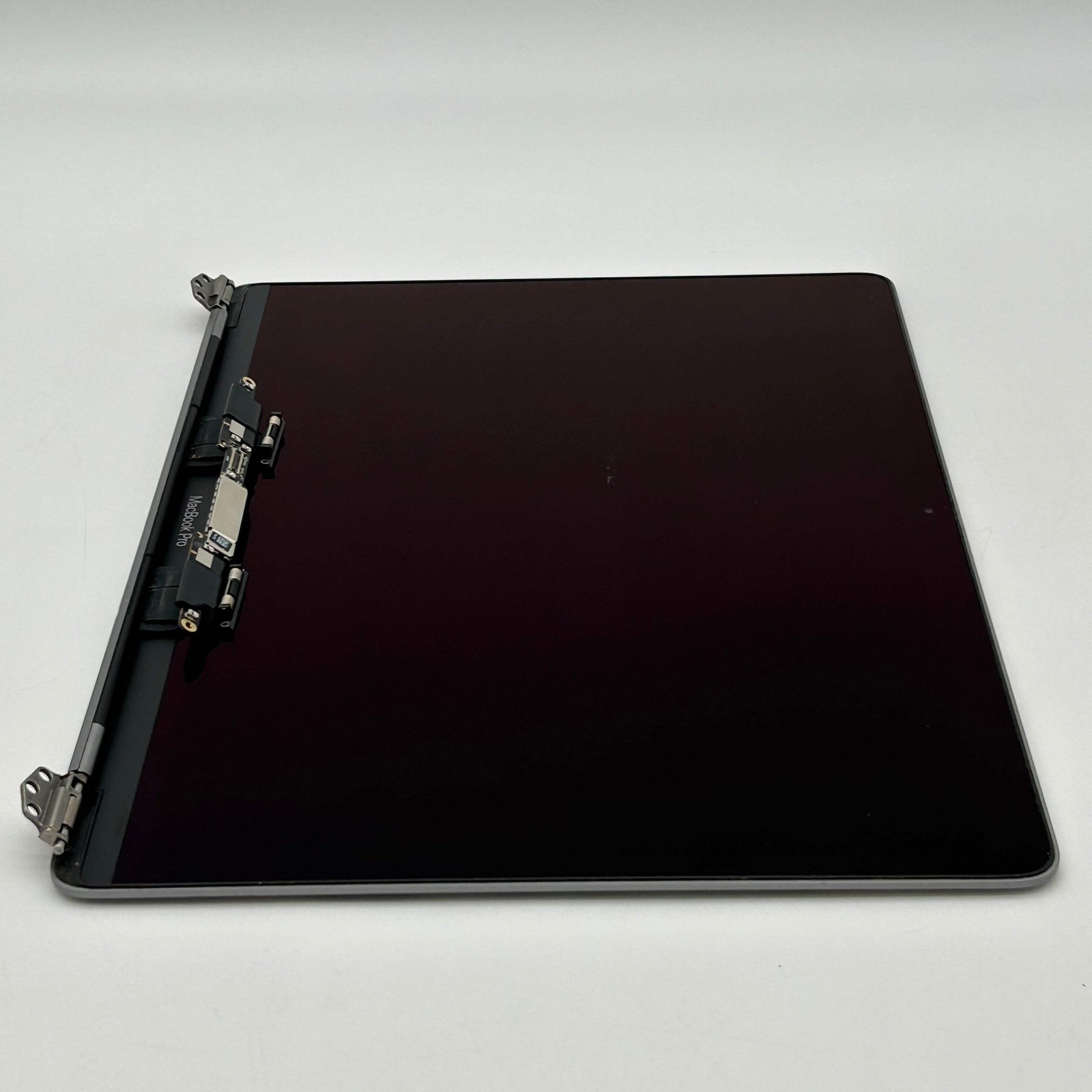 Apple OEM MacBook Pro 13″ A1989/A2159/A2289/A2251 LCD Screen Assembly Used