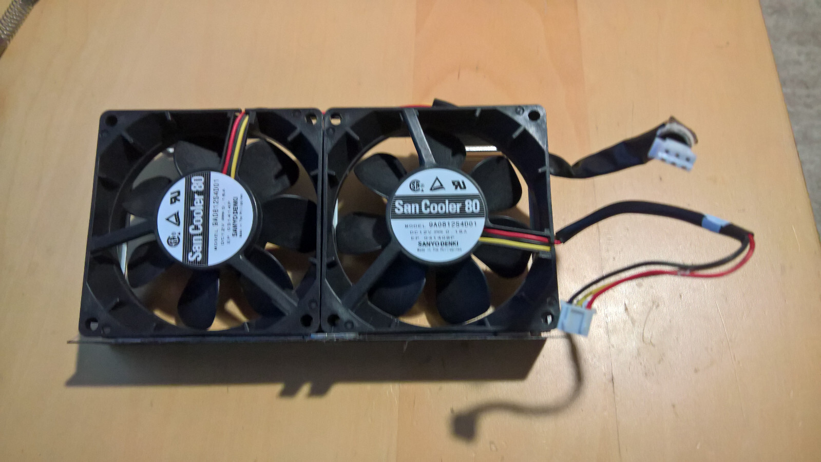 IBM RACK-MOUNTABLE UPS 53959KX MODEL SAN COOLER SAN COOLER DUAL FAN 9A0812S4D01