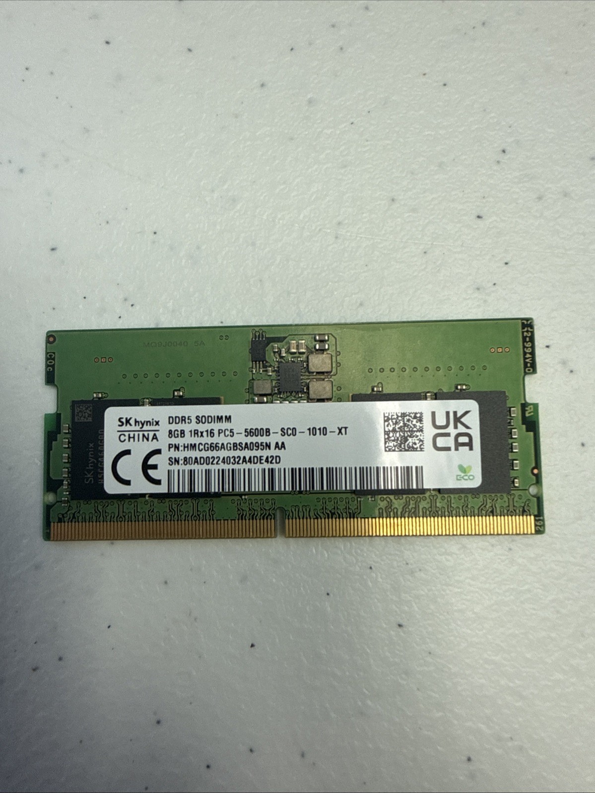 HMCG66AGBSA095N Hynix 8GB 1Rx16 PC5-5600B DDR5 5600Mhz SO-DIMM Memory