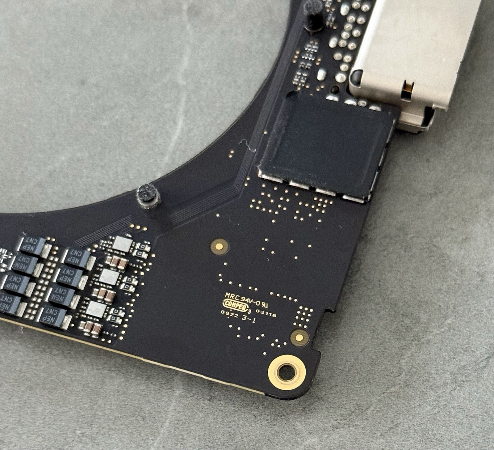 MacBook Pro 16″ 2021 A2485 OEM Logic Board M1 Pro 16GB RAM 512GB SSD w/ Touch ID