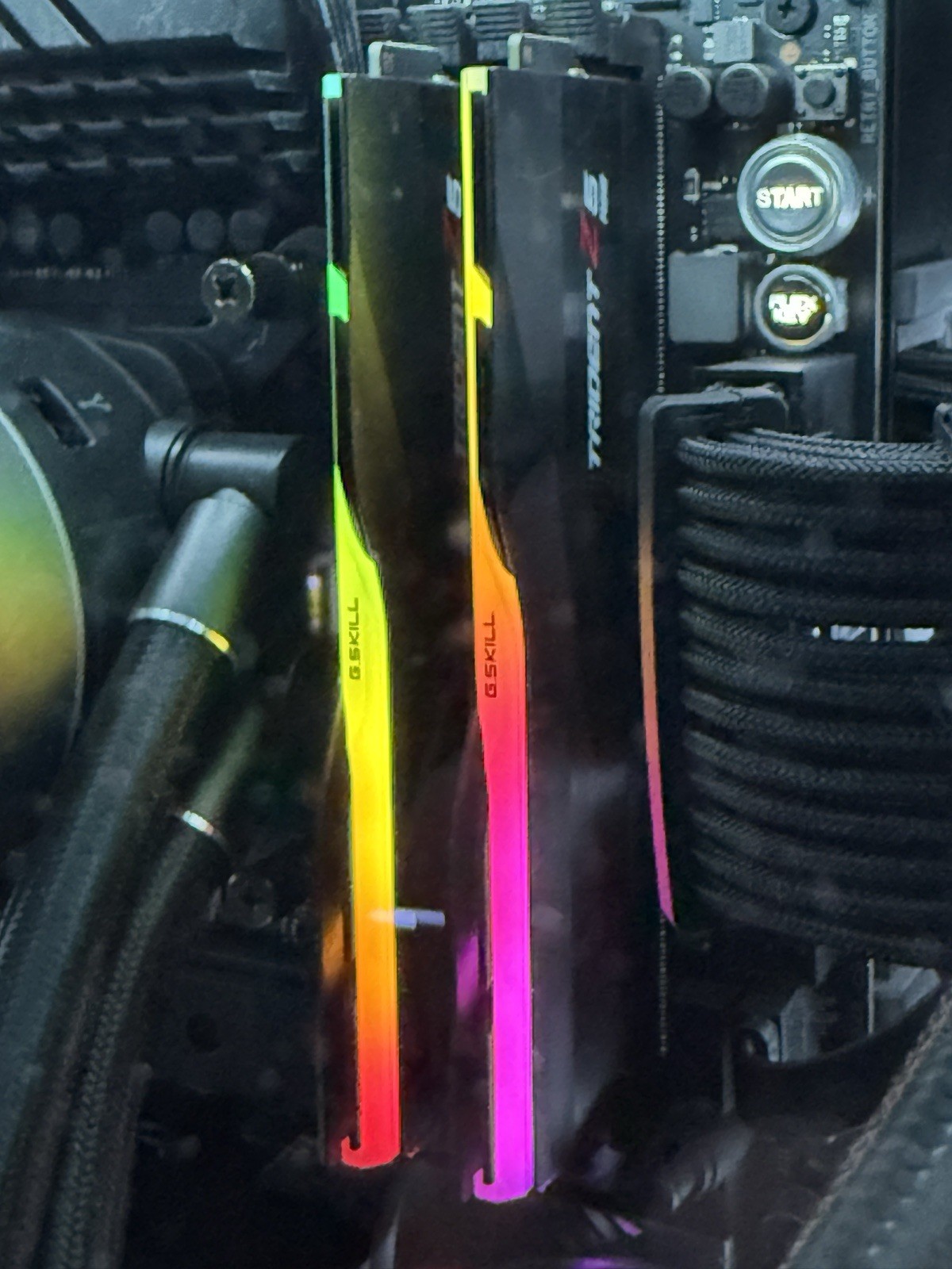 G.SKILL Trident Z5 RGB DDR5 64GB 2X32GB CL32 6400