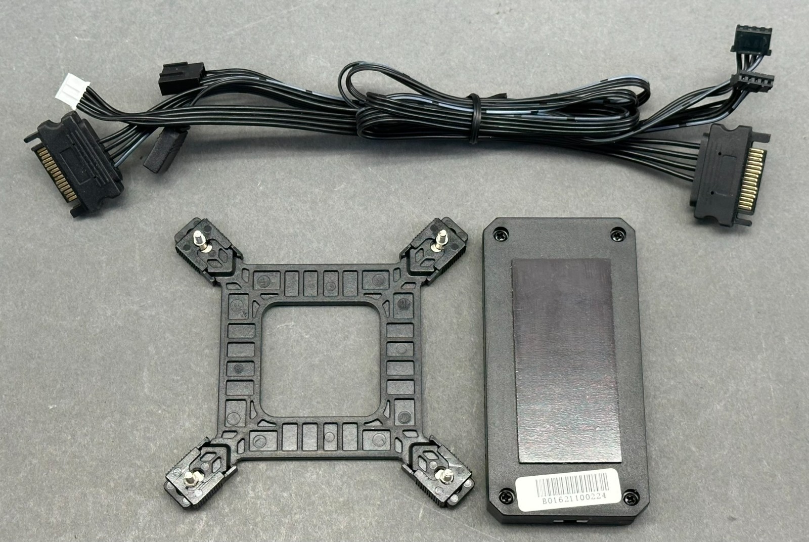 Gamdias chione e2-120 lite 2 W/ Extra Case Fans