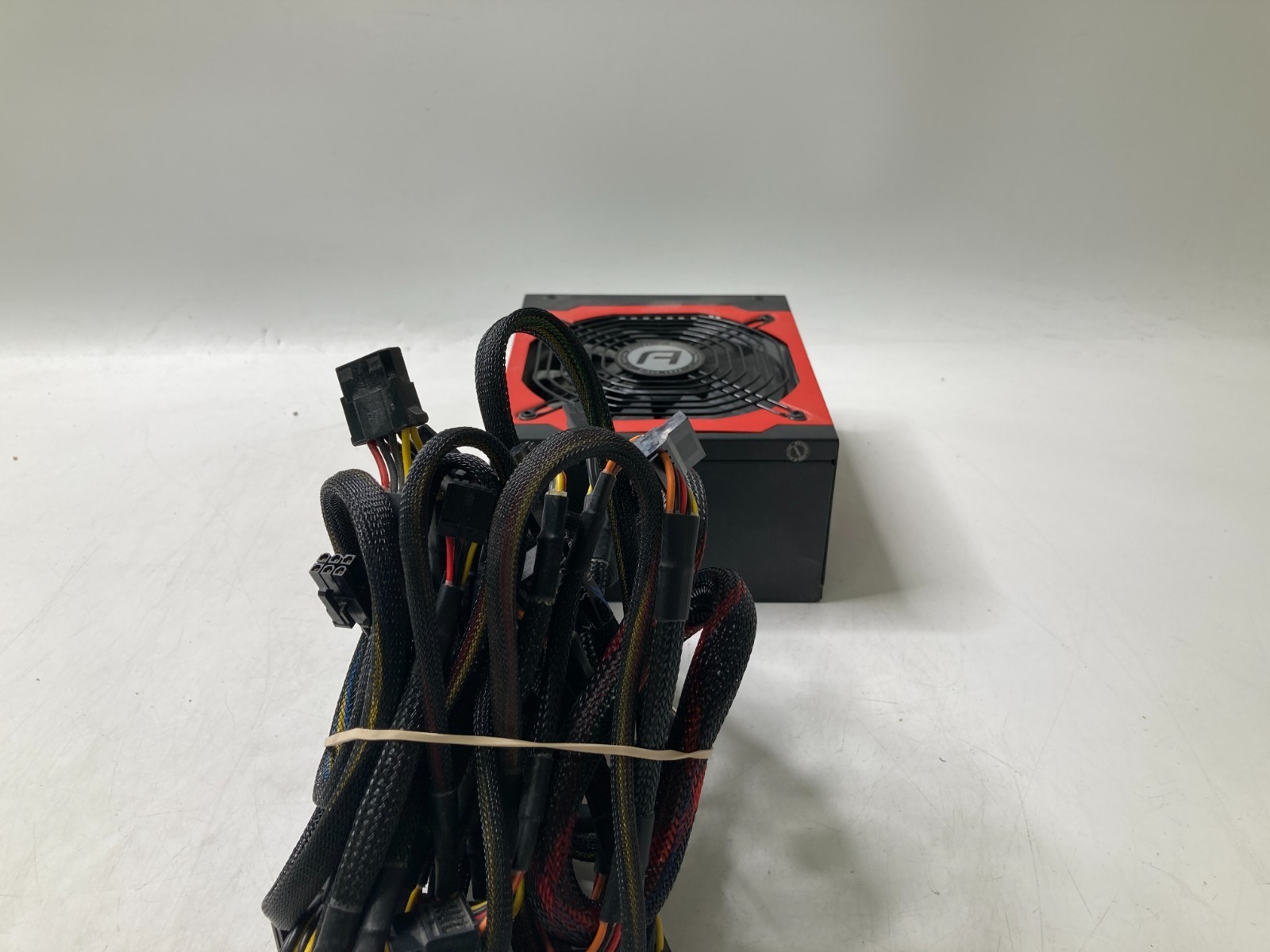 Antec 750W 80 Plus Bronze High Current Gamer Power Supply HCG-750M