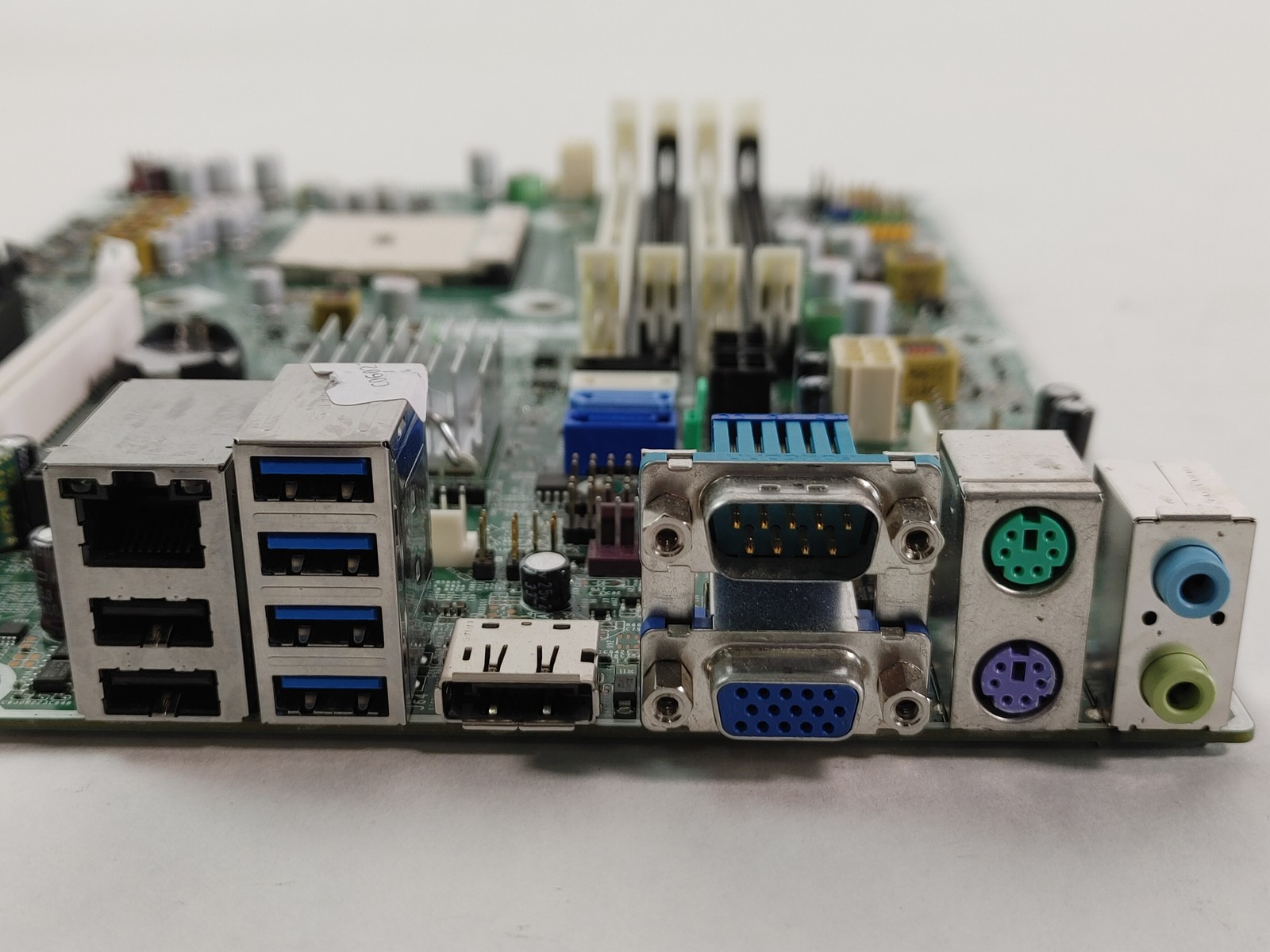 HP 676196-002 Pro 6305 Socket FM2 DDR3 SDRAM Desktop Motherboard
