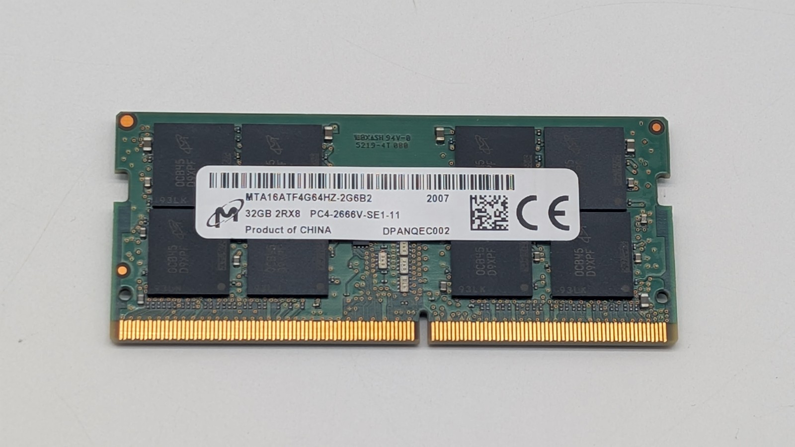 Micron 32GB MTA16ATF4G64HZ-2G6B2 DDR4 2RX8 2666Mhz SODIMM