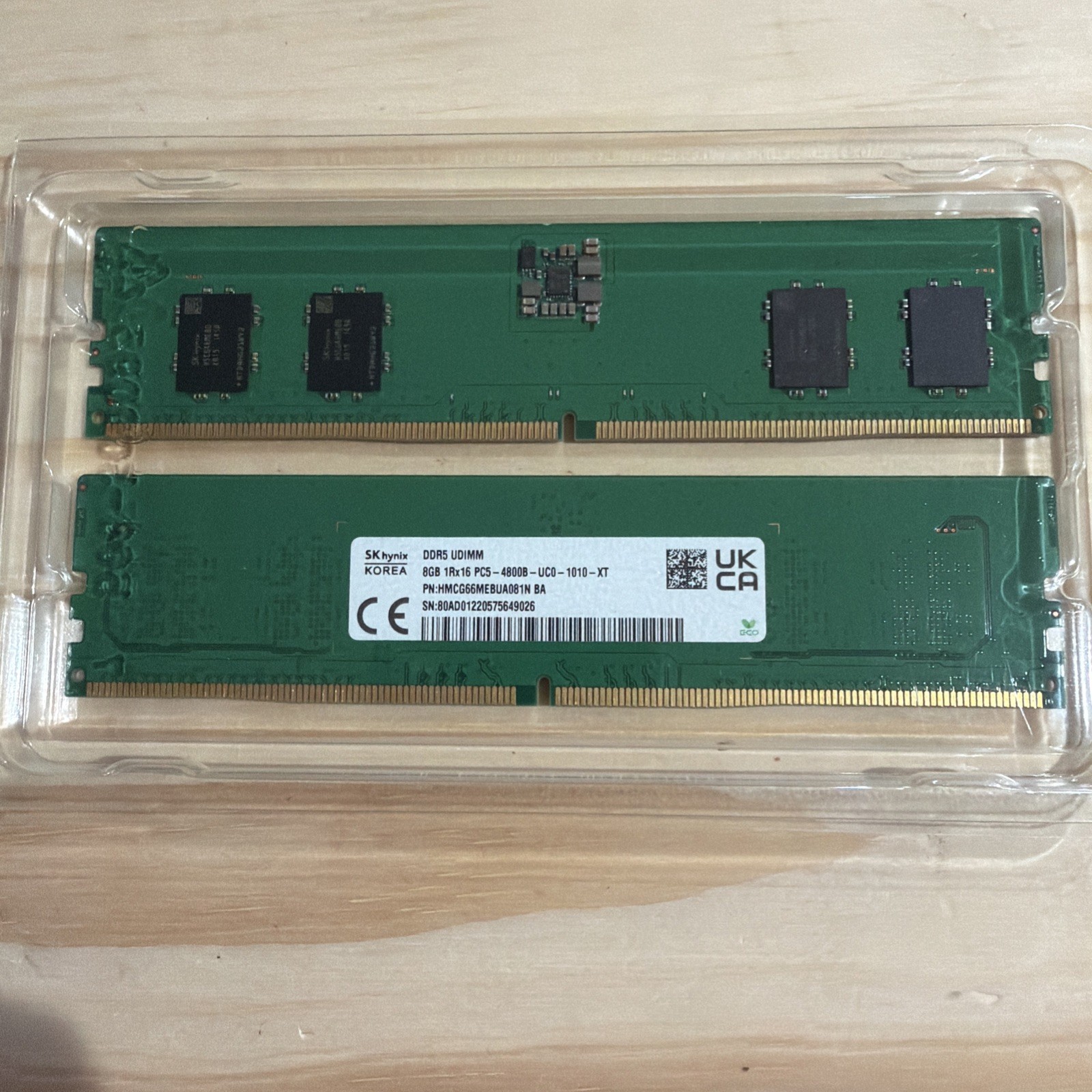SK Hynix 16GB (2x8GB) 1Rx16 DDR5 4800MHz PC5-4800B Desktop RAM -HMCG66MEBUA081N