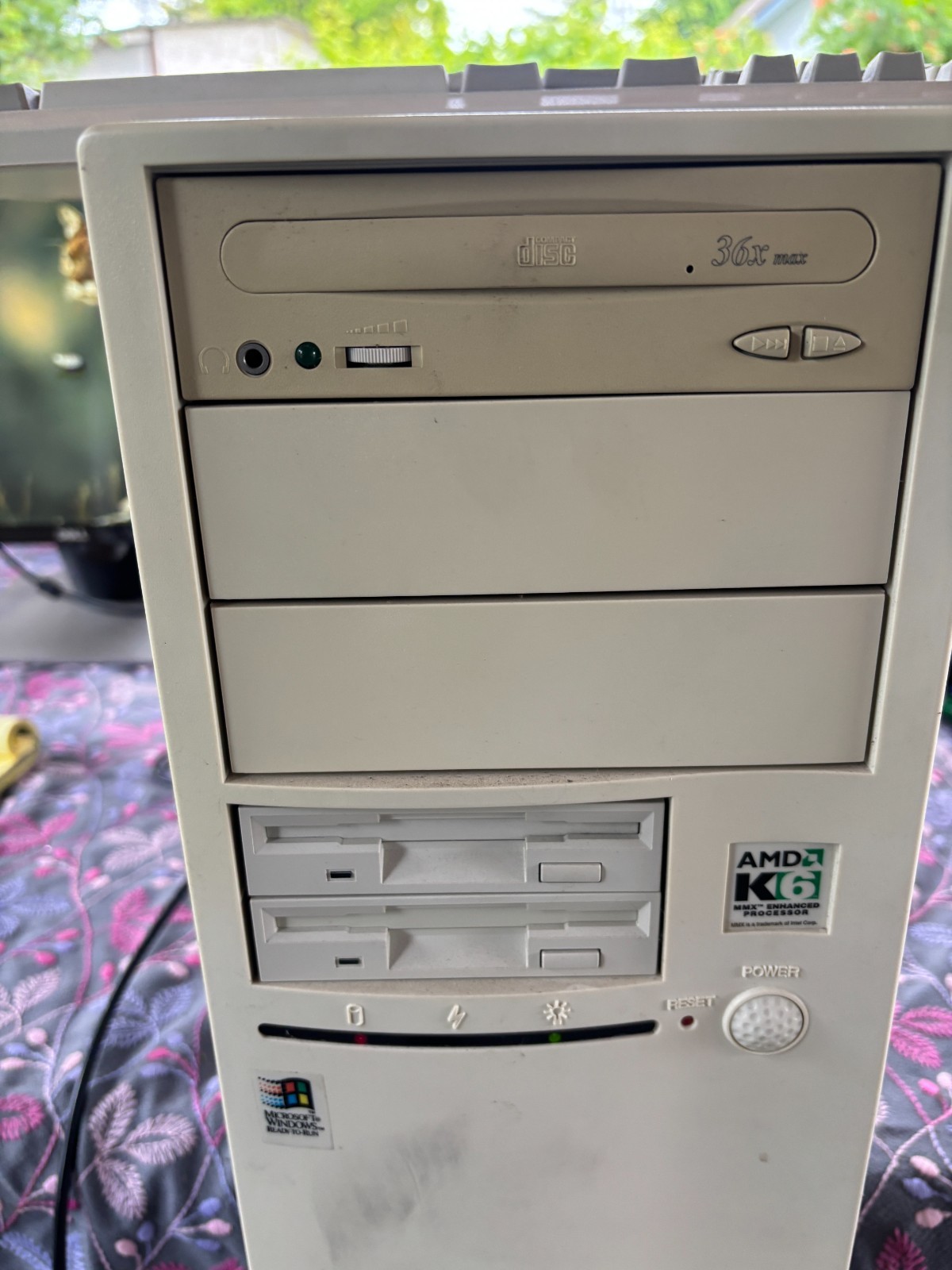 PC CHIPS VINTAGE RETRO CUSTOM TOWER PC MOTHERBOARD SIS 530 AMD-K6 3/800 MMX 64MB