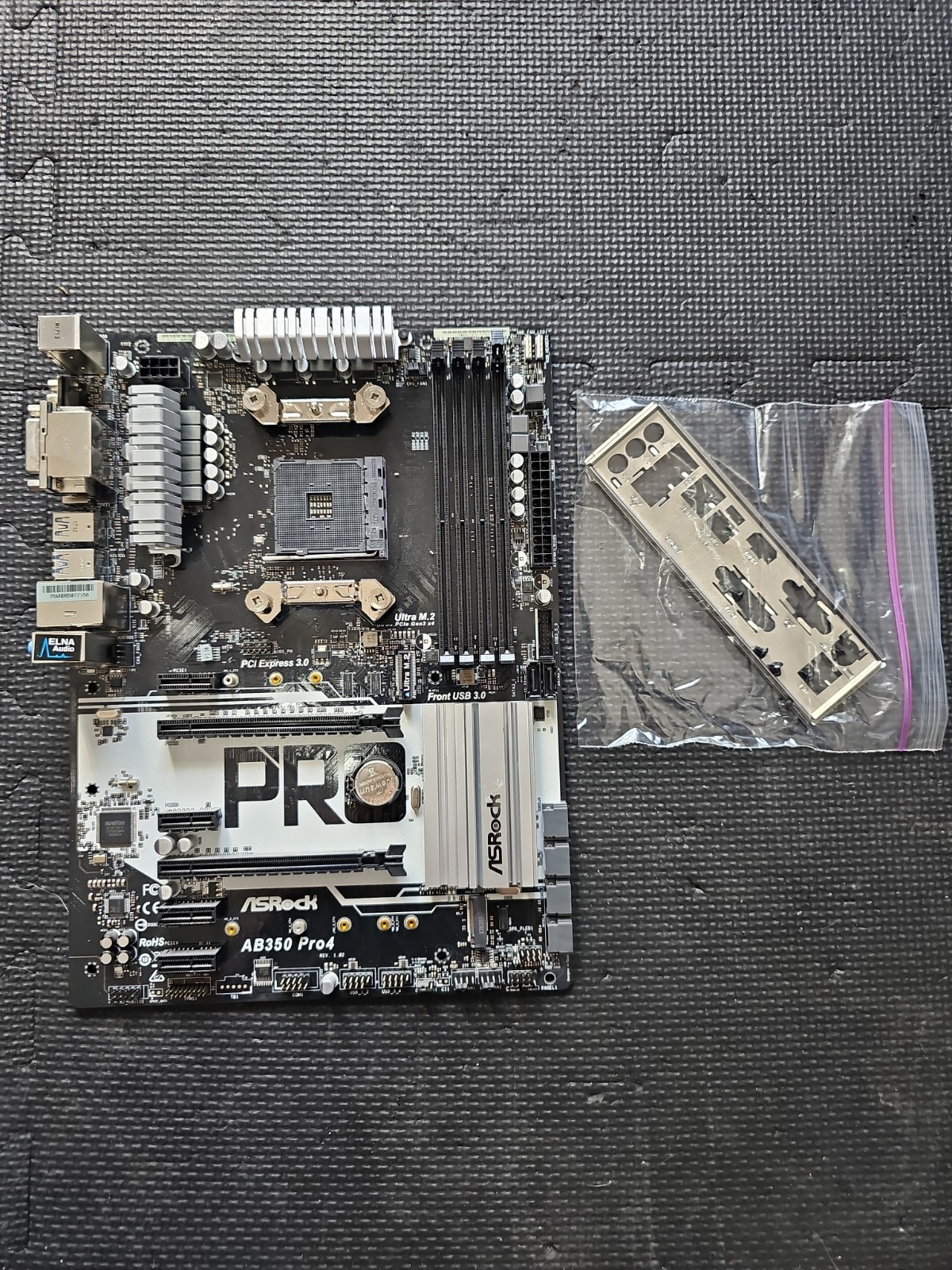 AsRock AB350 Pro4 AM4 ATX AMD DDR4 Motherboard