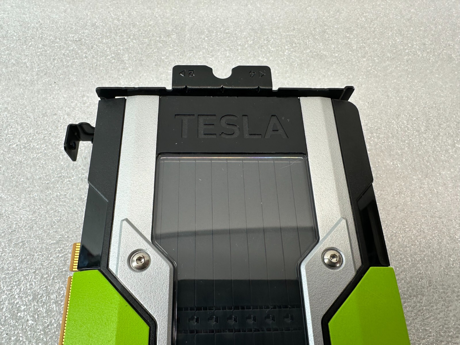 NVIDIA Tesla P100 16GB Graphics Video Cards GPU Card 0RGKP9