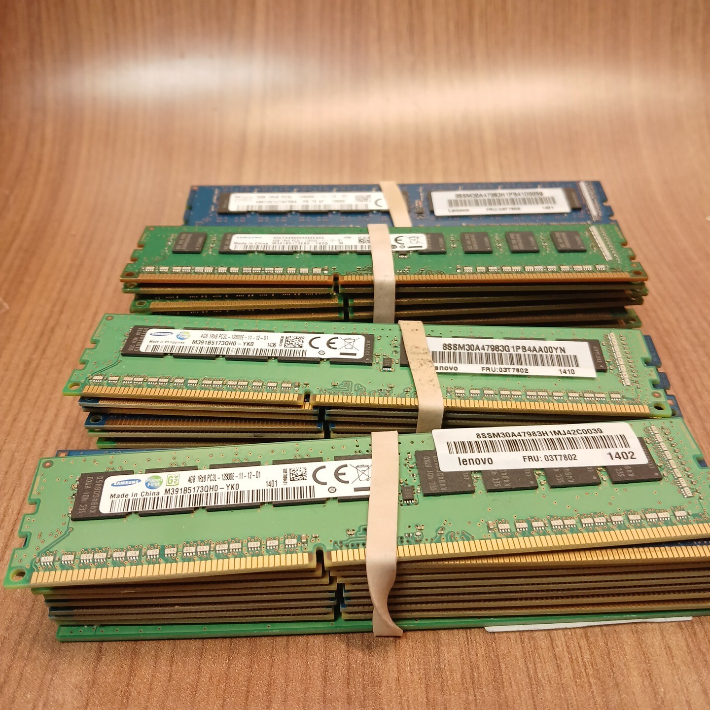 Lot of 40 Mixed Major Brands 4GB PC3L-12800E 1600Mhz Desktop Memory RAM