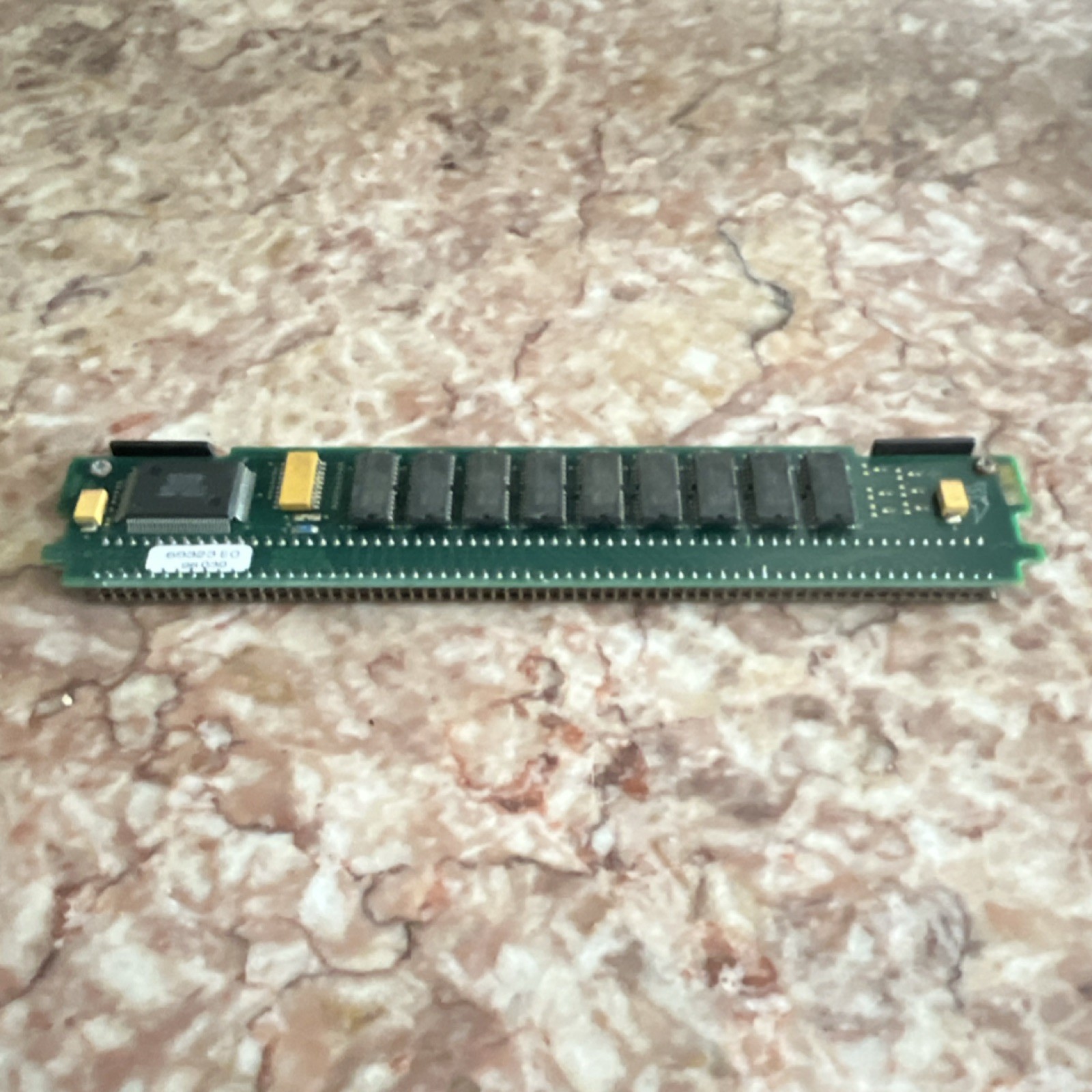 DATARAM 69323 EO 535531-5 EDO RAM Module 72-Pin SIMM 1x Module 2 units