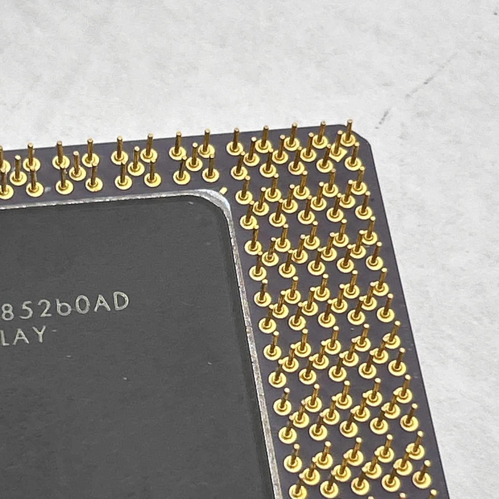 Intel Pentium Pro 200 MHz 256K Socket 8 CPU KB80521EX200 SL22V SL22T SL254