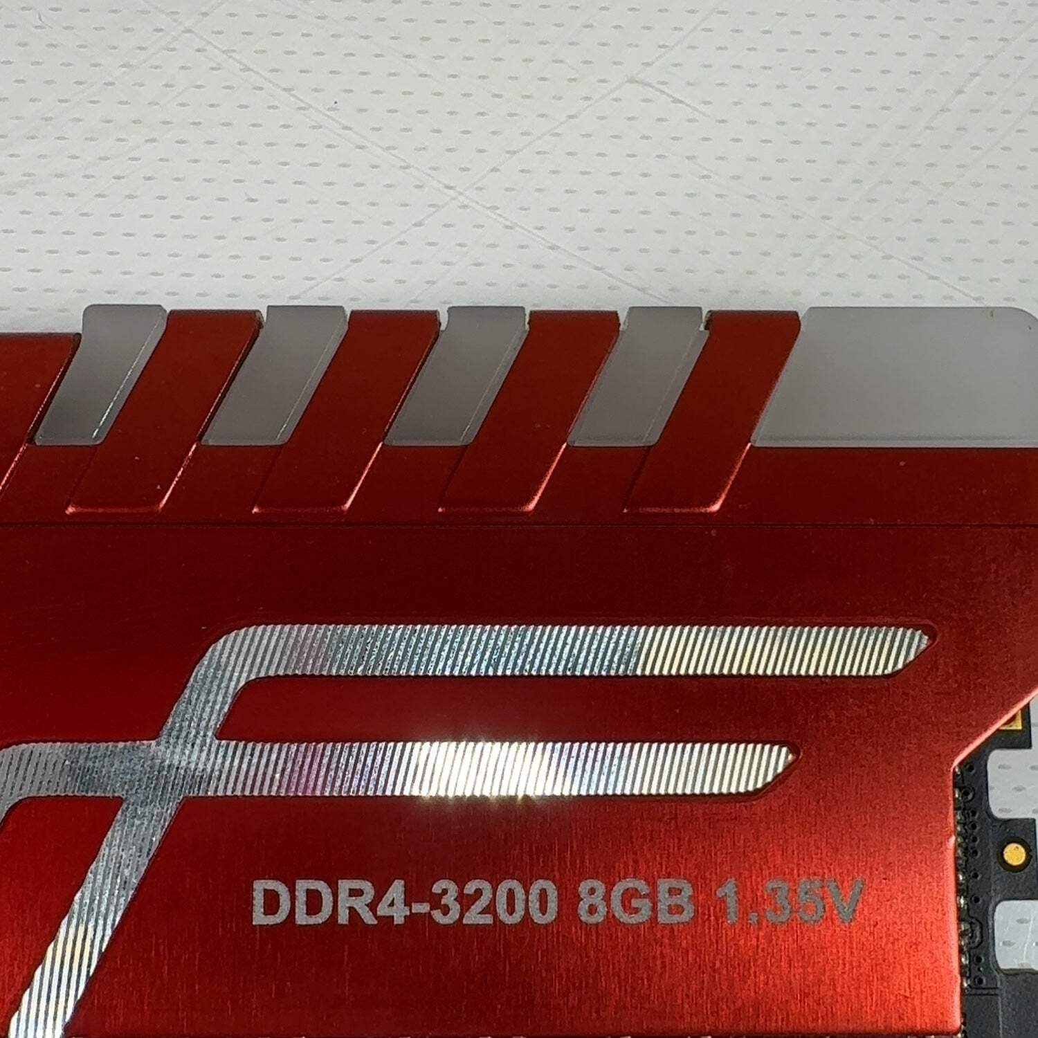 V-Color Prism RGB 8GB (1x8GB) RAM DDR4 3200MHz TL48G32S8RRGB16