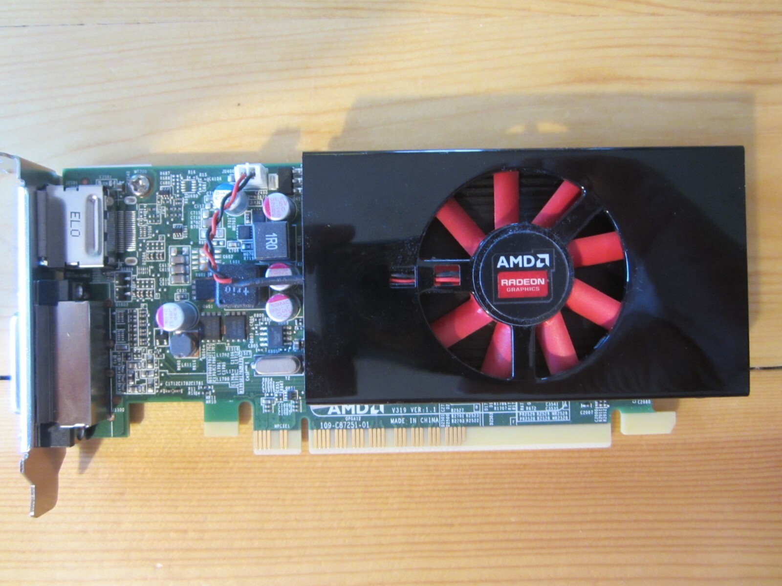 Dell AMD Radeon R7 350X 4GB GDDR3 LOW PROFILE/SFF PCIe 3.0 Graphic Card N81X7