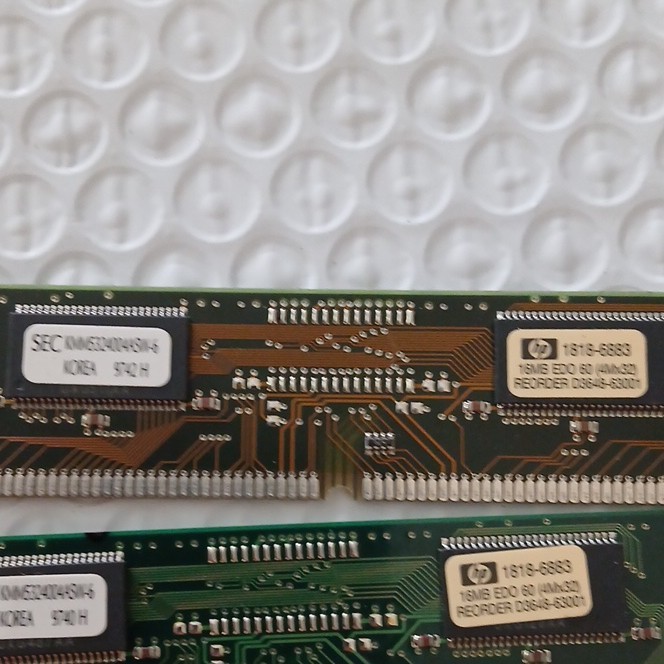 HP 64MB Kit (4x16MB) 168-Pin DIMM EDO DRAM 60ns 1818-6883 Unbuffered