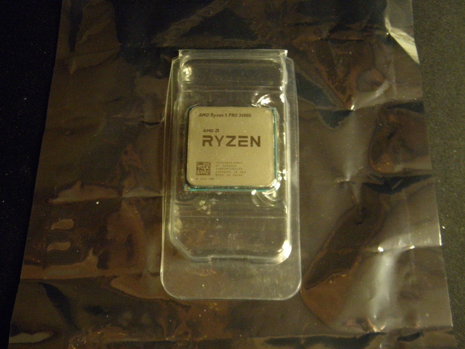 Ryzen 5 Pro 3400G 4 Core 8 Thread 3.7 GHz Socket AM4 CPU Tested Good.