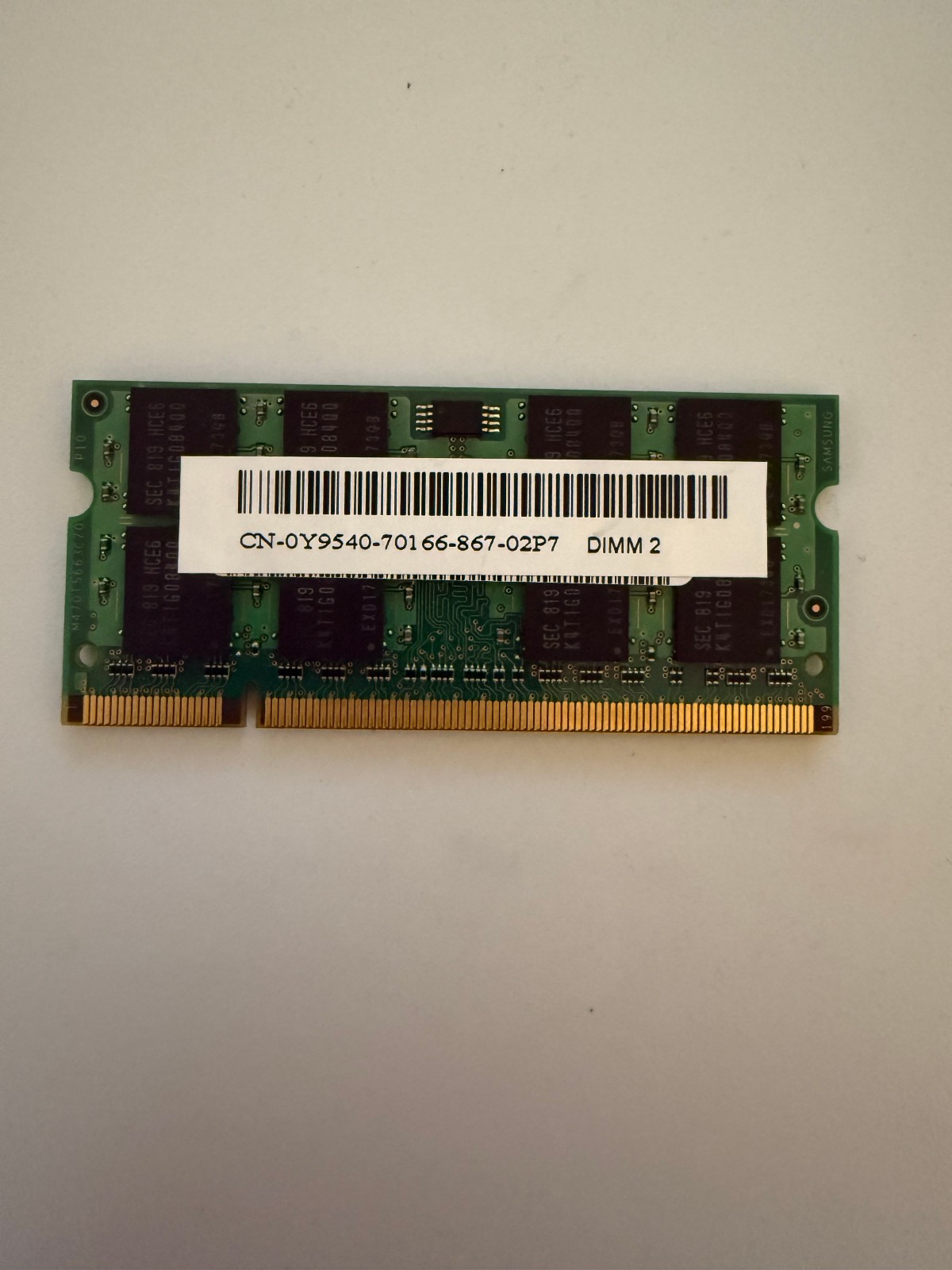 Dell CN-0Y9540-70166-867-02P7 2GB DDR2-667 MHz PC2-5300 Non-ECC Unbuffered Memor