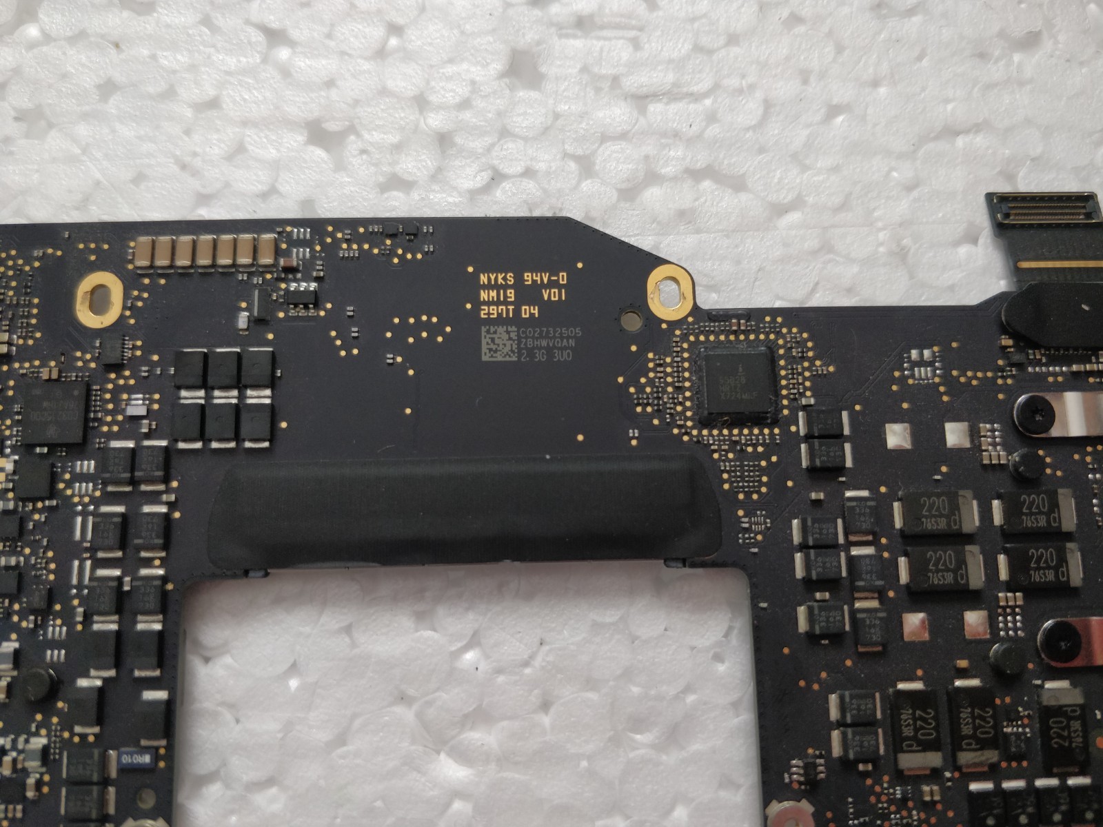 Apple Macbook Pro 13 inch, A1708, 2017 Logic Board, i5 2.3GHz, 8 GB