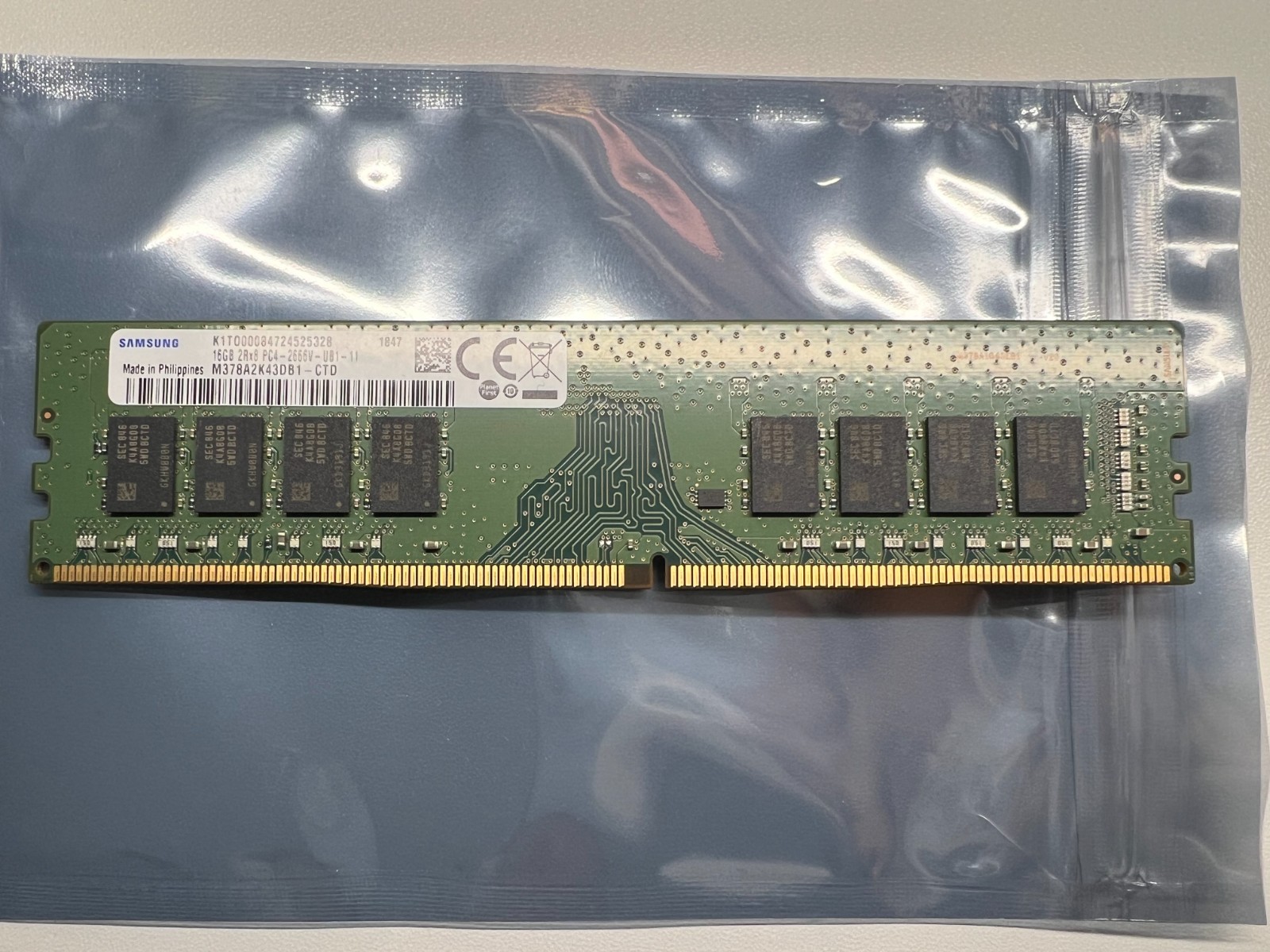 Samsung 16GB DDR4 PC4-2666V 2Rx8 DIMM Desktop Memory RAM M378A2K43DB1-CTD