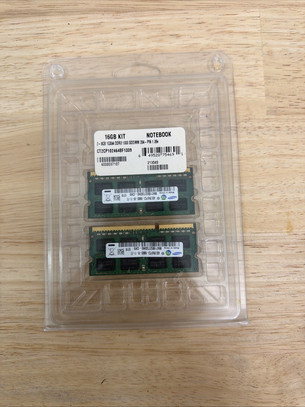 Crucial PC3-10600 8GB SO-DIMM 1333 MHz PC3-10600 DDR3 SDRAM Memory…