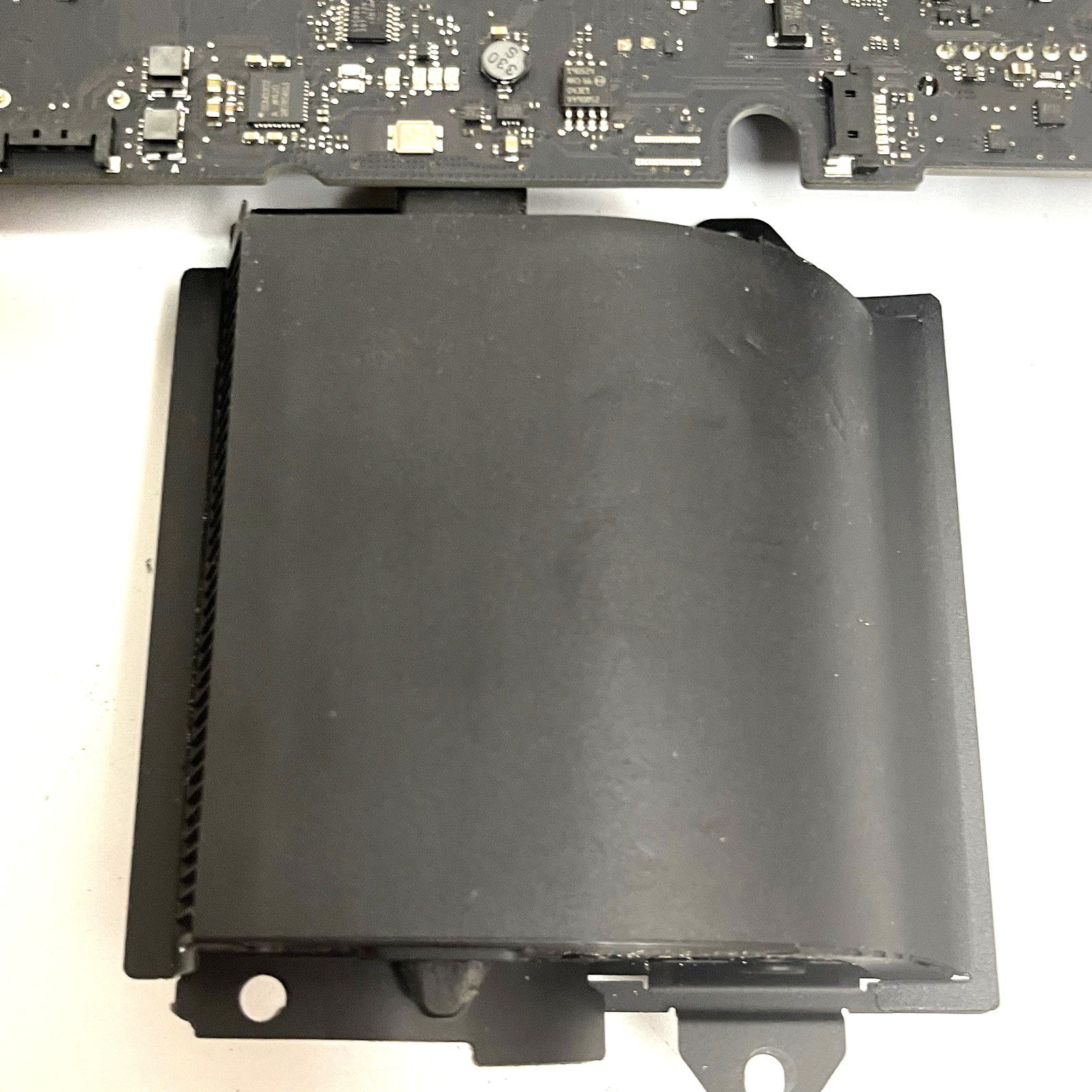 APPLE iMac 21.5″ Late 2013 A1418 Logic Board intel Quad-Core i5 2.7 Ghz Iris GPU