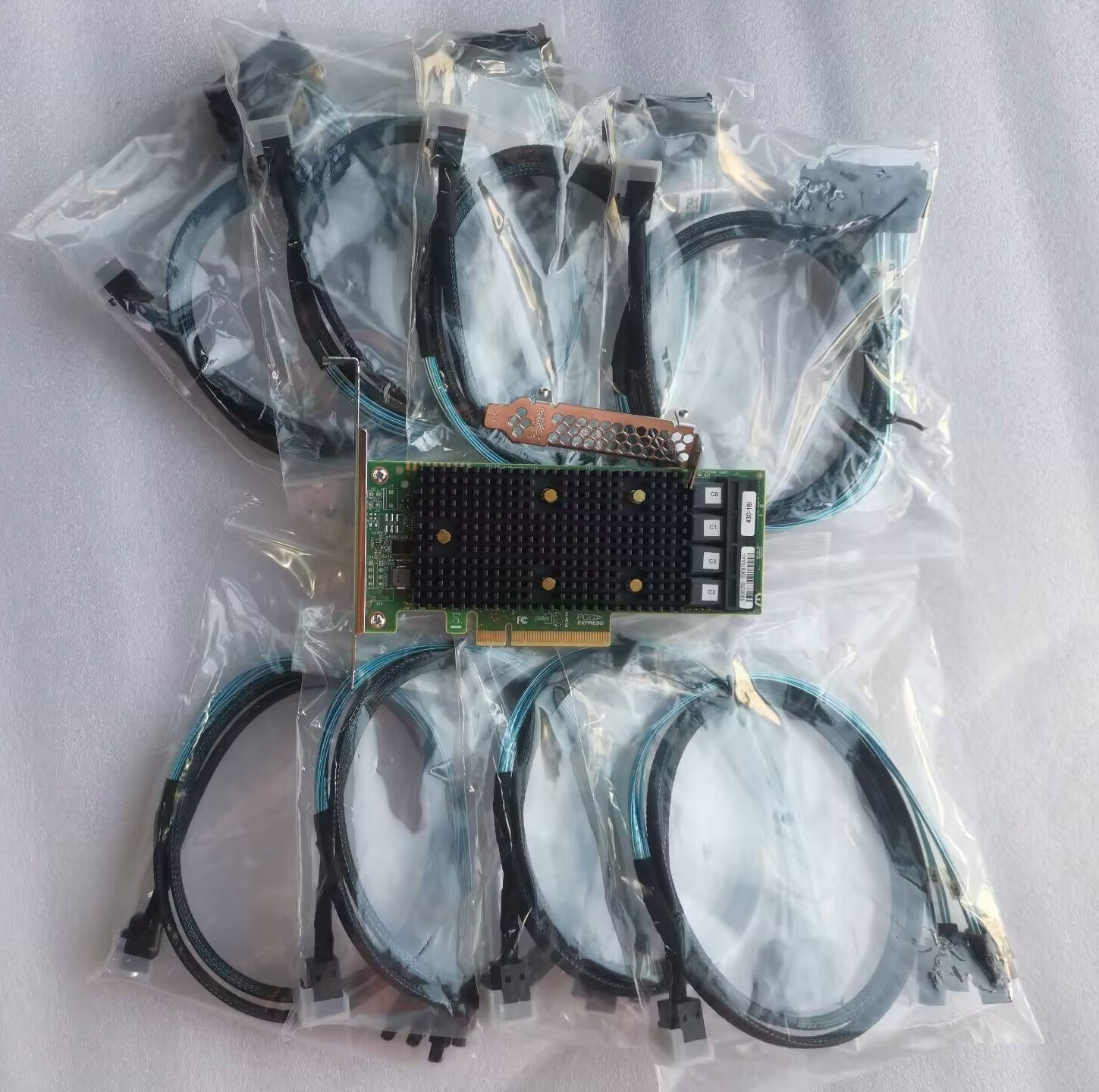 LSI 940016i HBA 12 Gbps PCIe 16 Port IT Mode JBOD 4SFF8643 SASSATA Cable G2U