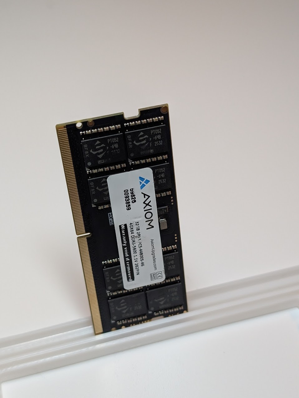 Axiom 32GB 1x32GB DDR5 5600 CL46 SO-DIMM Laptop Memory AX55600S46D/32G