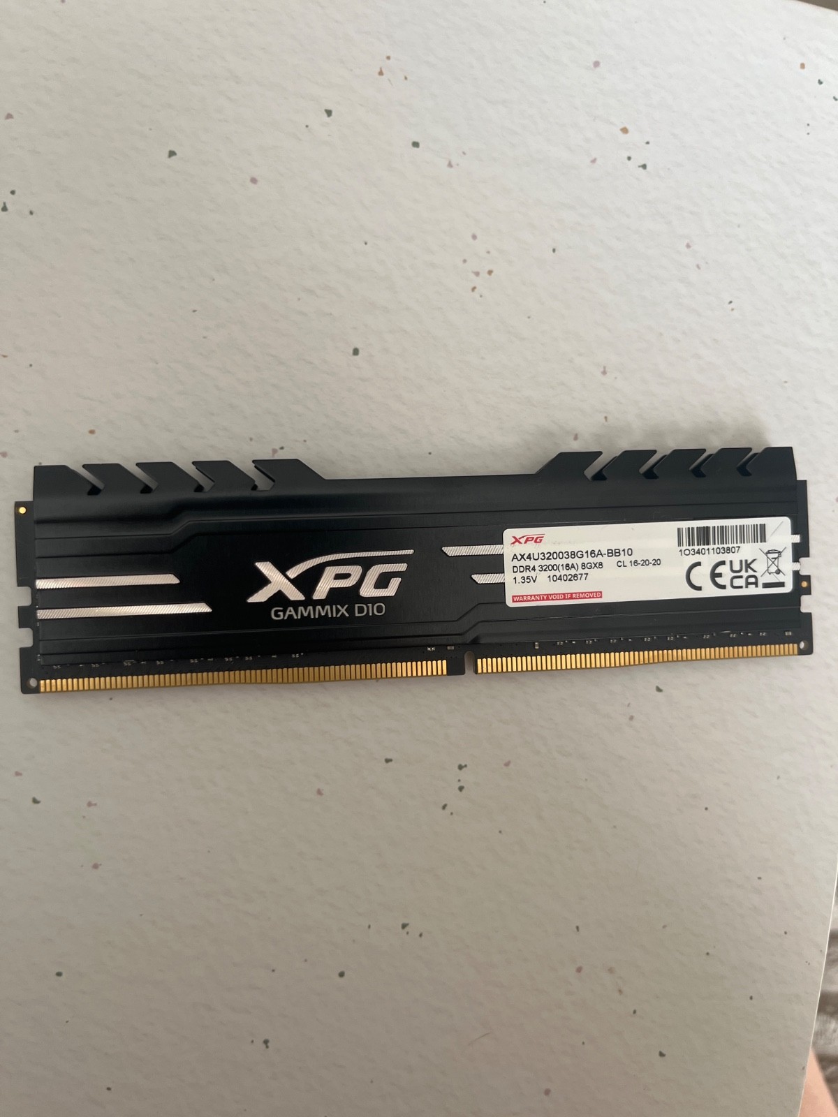 XPG GAMMIX D10 BLACK 8GB (1 x 8GB) DDR4 3000 (PC4 24000) Desktop Memory -USED
