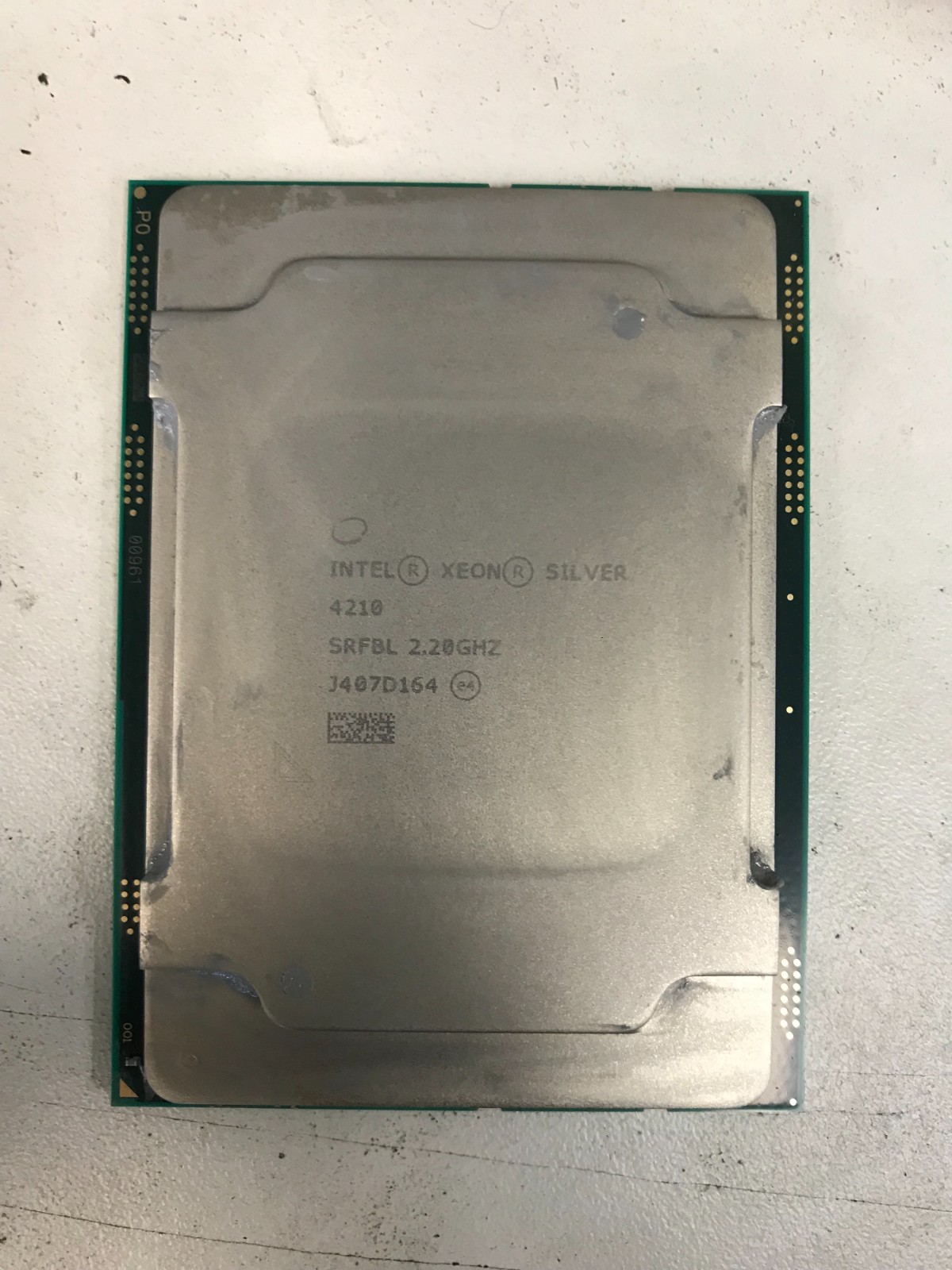 Intel Xeon Silver 4210 / 2.20GHz / LGA3647 10-Core CPU Processor / SRFBL