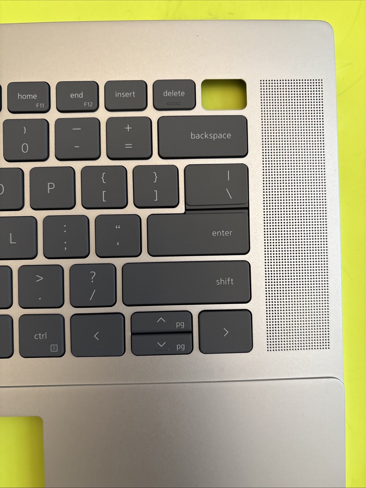Dell Inspiron 16 5625 Laptop Palmrest Bcl Keyboard HJ5PC 0HJ5PC R19,31