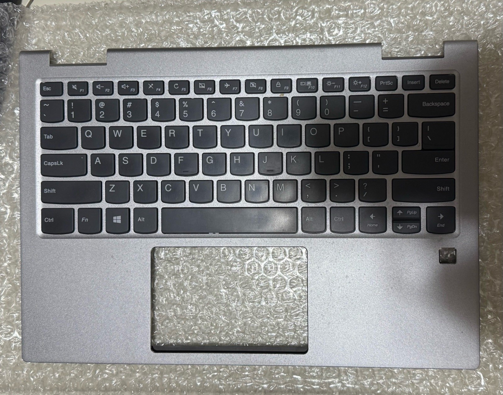 Lenovo IdeaPad Palmrest Housing Keyboard Silver Black PK131Y4B17 SN20M61485