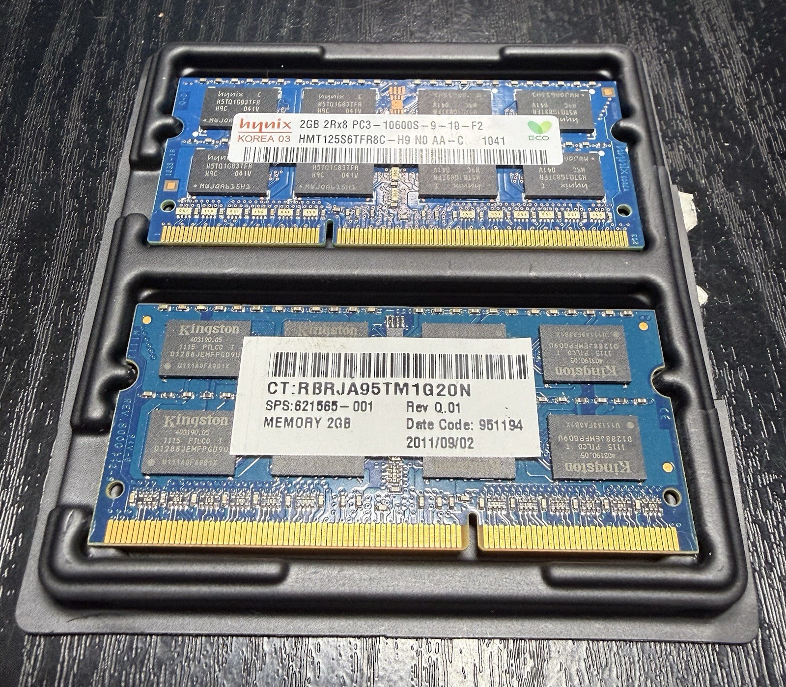 HYNIX DDR3 LAPTOP MEMORY 2GB(2x1GB) 2Rx16 PC3-8500S HMT112S6BFR6C RAM