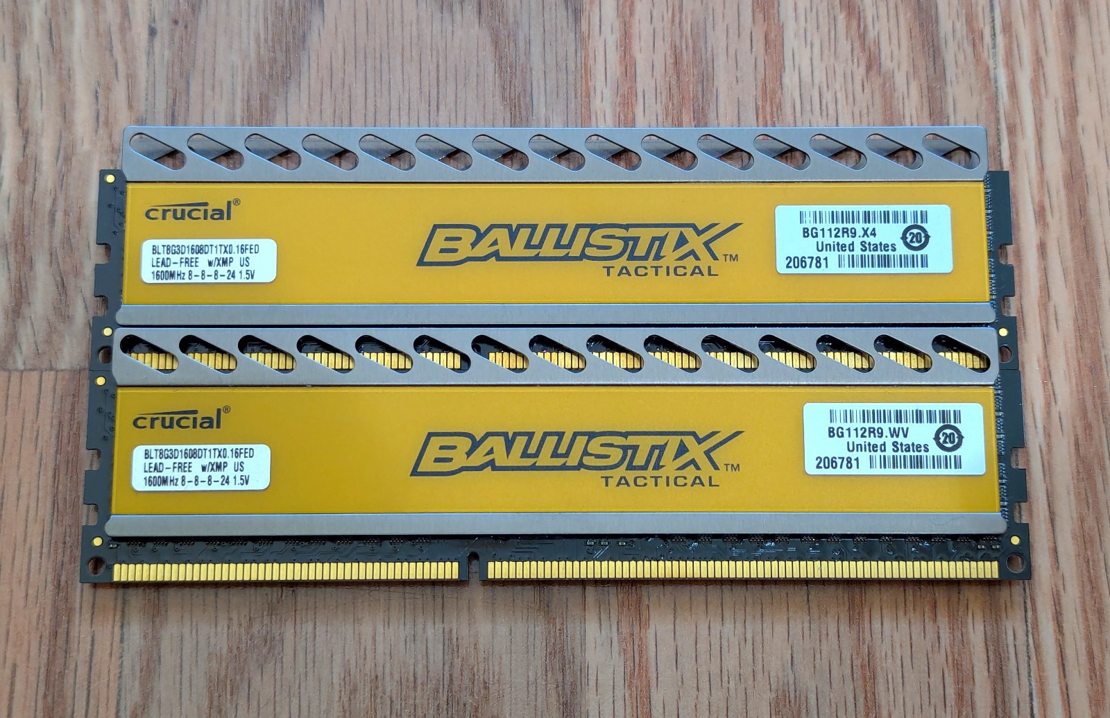 Crucial Ballistix Tactical 16GB (2x8GB) DDR3 1600MHz XMP BLT8G3D1608DT1TX0 PC3