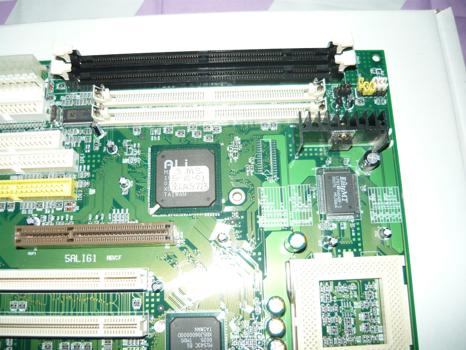 Vintage Acorp 5ALI61 Super Socket 7 Motherboard AGP Aladdin V Used Good