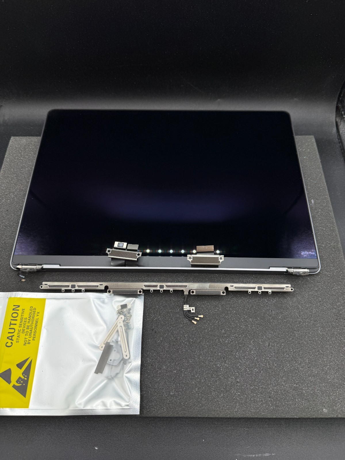 Screen Replacement for Apple MacBook Pro 14″ A2442 (2021) Space Gray