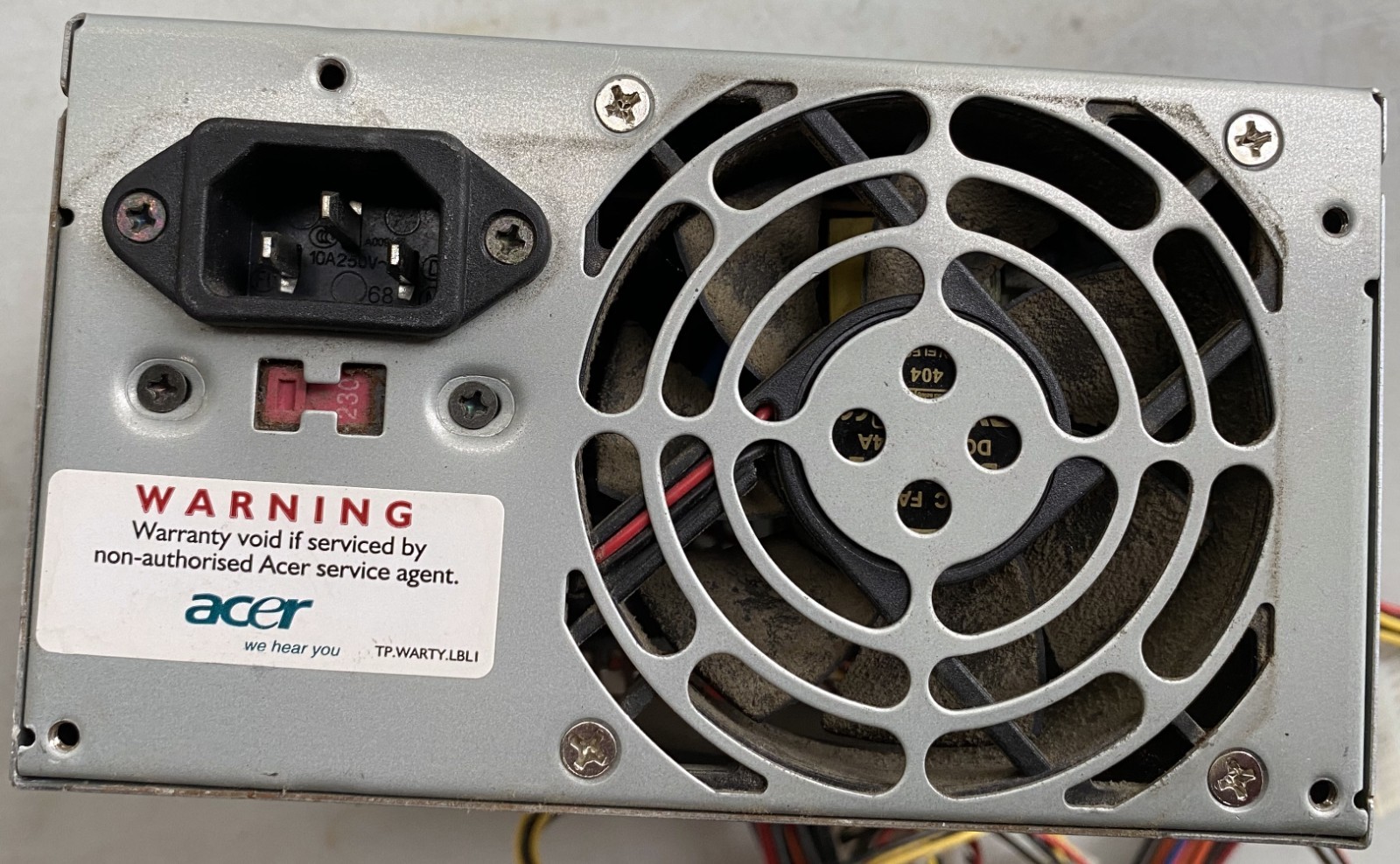 24-Pin (20+4) ATX FSP Group 200W Computer PC Power Supply FSP200-60ATV Molex