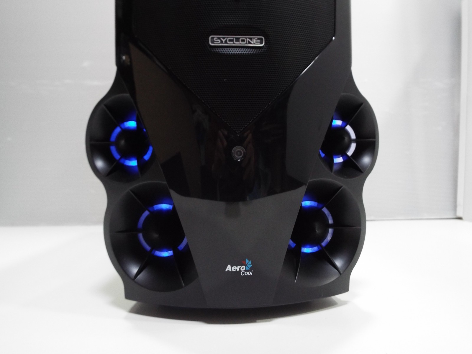 AeroCool ATX Mid Tower Cases Syclone II-Bk Black Blue with LED fan