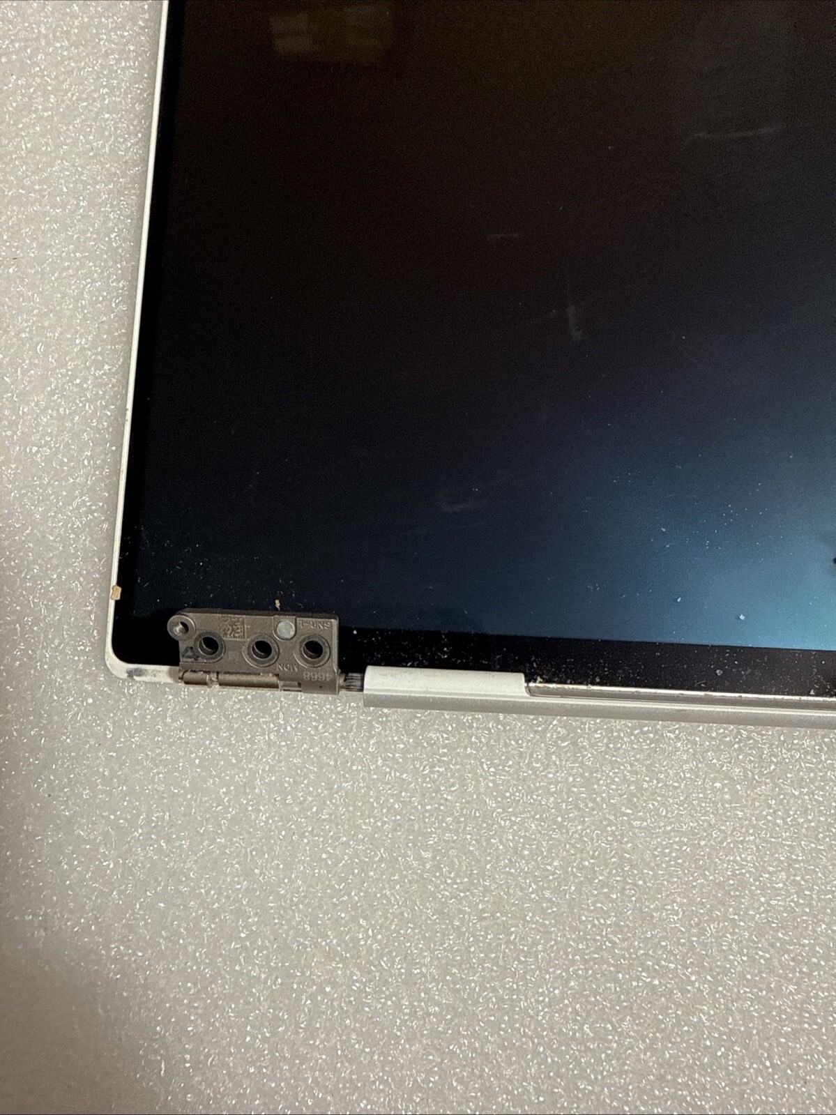 Defective Crack Dell Xps 13 9300 9310 13.4 Fhd+ Touchscreen White X5N9J FGD2