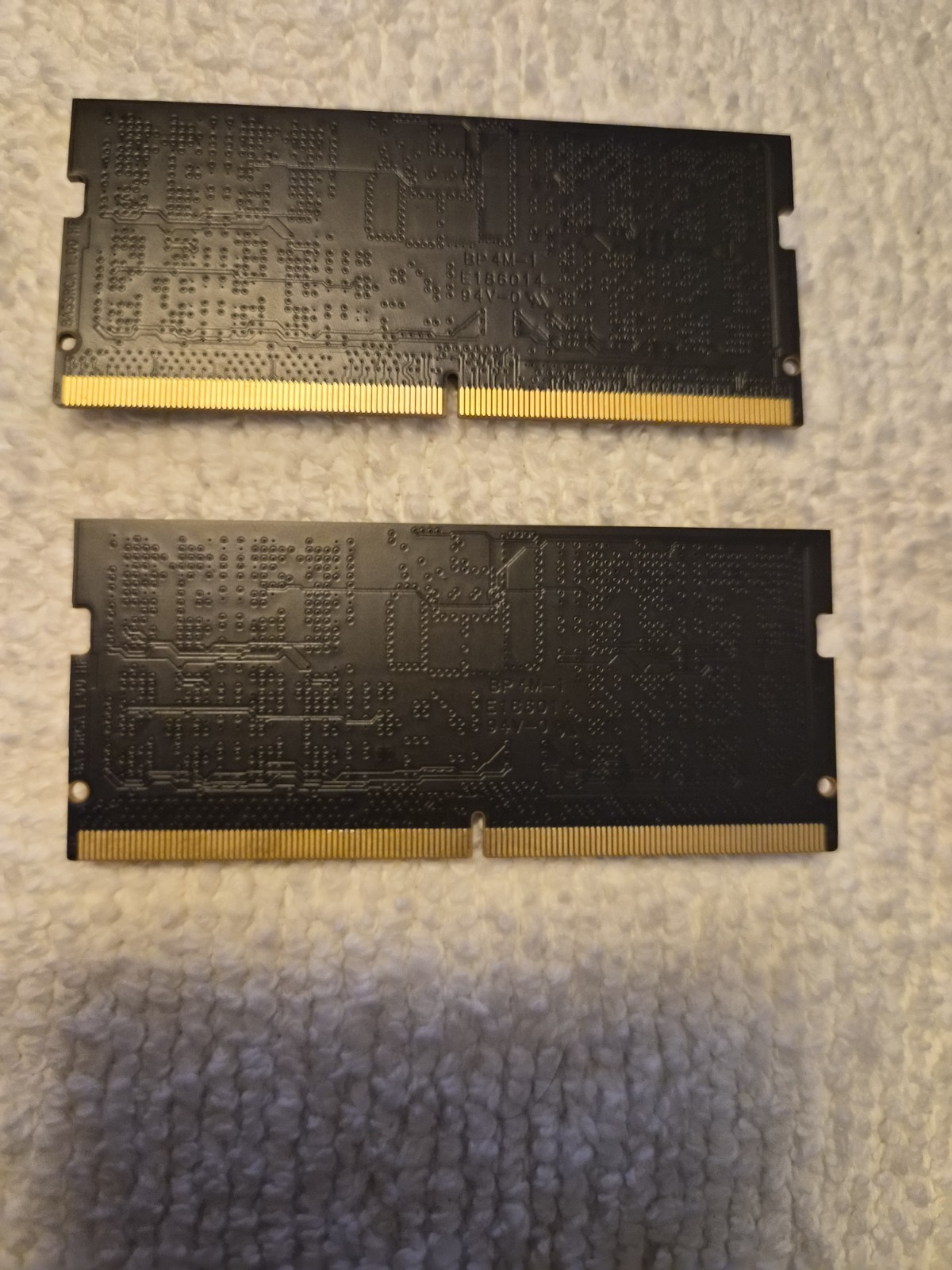 Apacer 32GB (2x16GB) DDR5-5600 262-Pin SO-DIMM Non-ECC RAM D23.3528WT.001