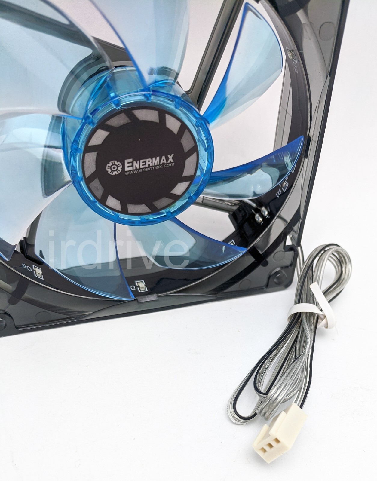 NEW Enermax 90mm x 25mm Blue LED 3-pin 12V PC Case Cooling Fan + Screws