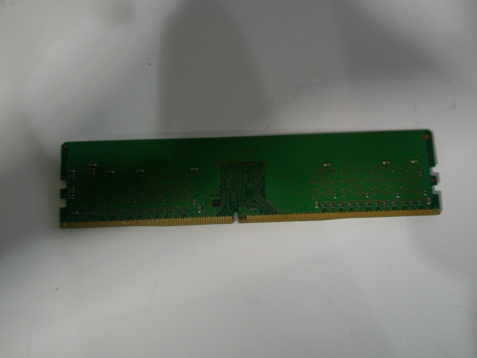 Micron 8GB DDR4 Desktop Memory module (Model: MTA8ATF1G64AZ-3G2J1)