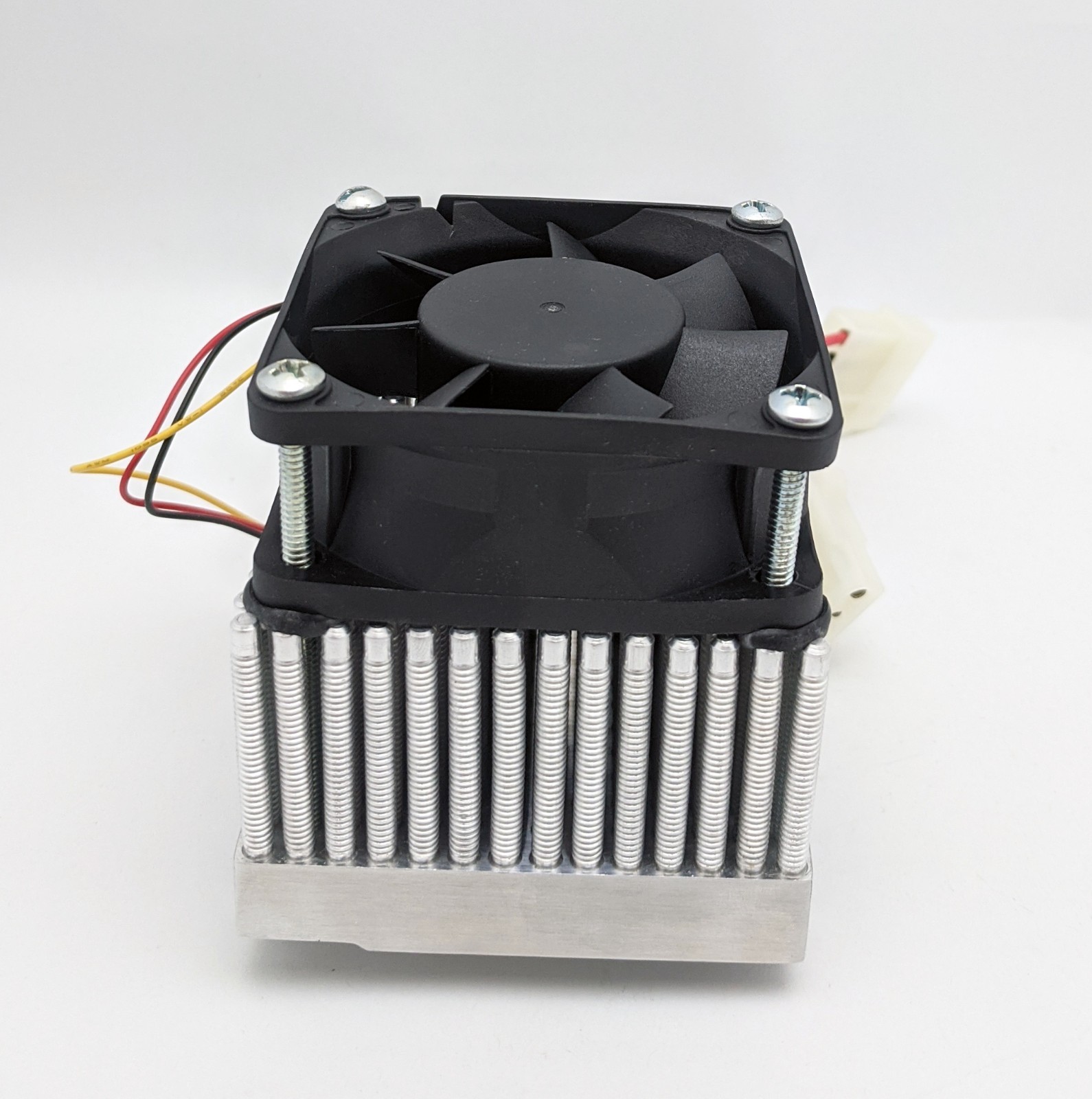 NEW Swiftech MCX370-0A Intel Socket 370 /AMD A CPU Cooler,Dual Ball Bearing Fan